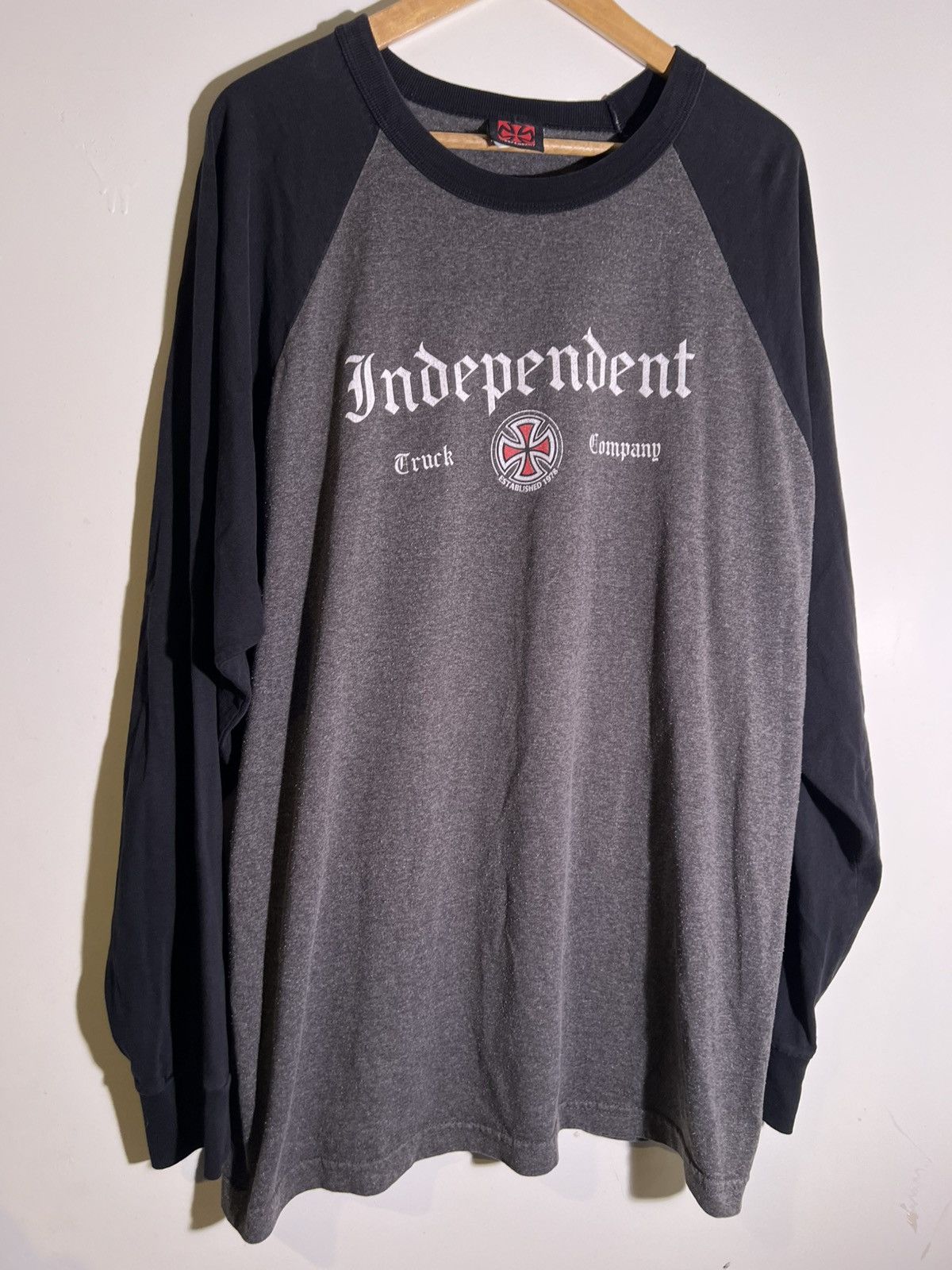 トップス independent long sleeve T Independent Truck Co Long Sleeve