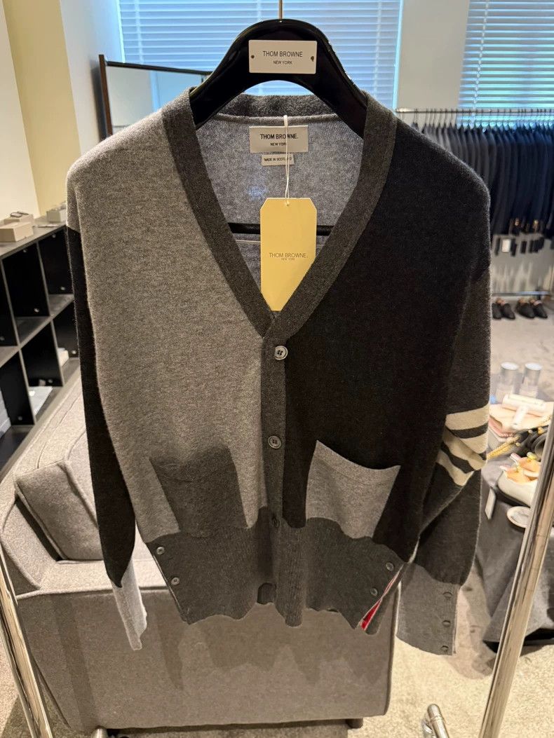 Thom Browne Thom Browne size4 Gray patchwork cardigan Size US XL / EU 56 / 4 - 1 Thumbnail