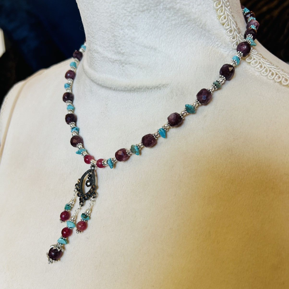 Handmade Handcrafted genuine faceted square cut almandine necklace Size ONE SIZE - 3 Thumbnail