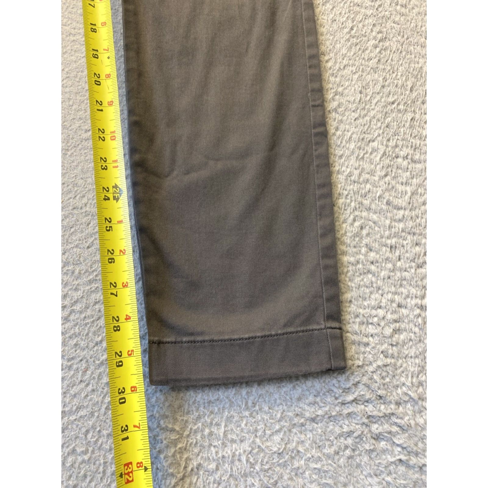 J.Crew J. Crew Men's Slim Fit Chino Pants 32x30 Gray Cotton Tapered 2010s Fashion Size US 32 / EU 48 - 5 Thumbnail