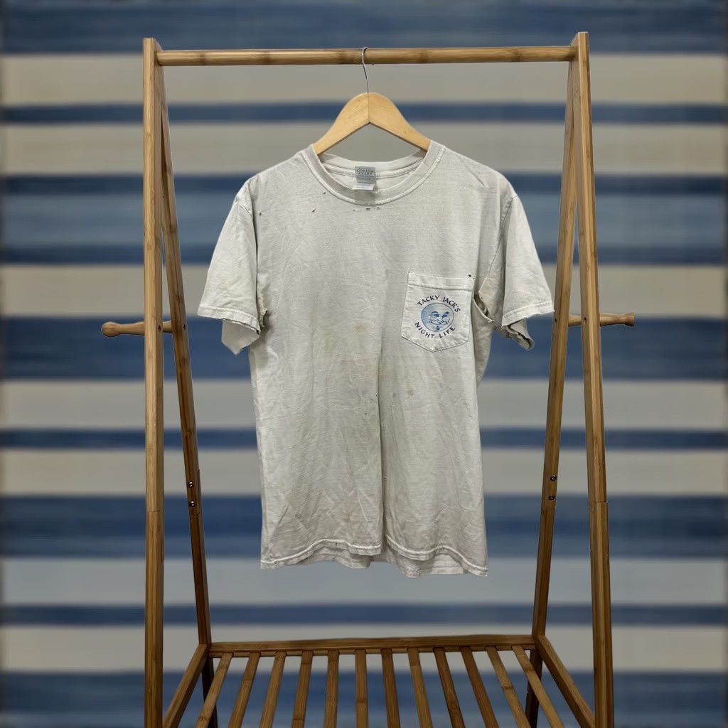 Gildan VTG Tacky Jack's Tavern AL Worn Thrashed Distressed Cotton T-Shirt M Shirt Mens White 90s Grunge Bar Seafood Distressed Mens Size US M / EU 48-50 / 2 - 1 Thumbnail