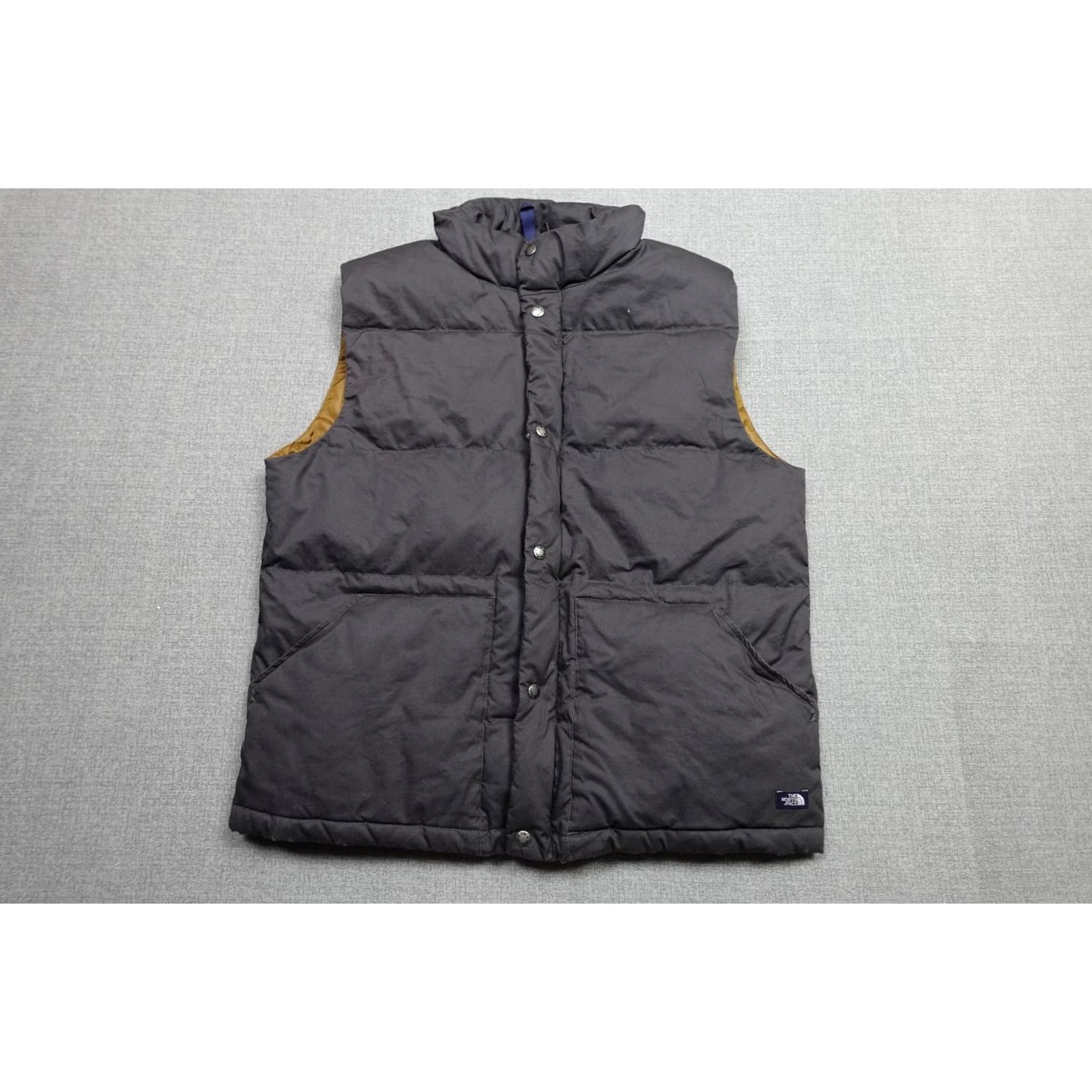 The North Face VINTAGE The North Face Vest Mens L Gray Goose Down Puffer Snap Front Pockets Warm Size US L / EU 52-54 / 3 - 3 Thumbnail
