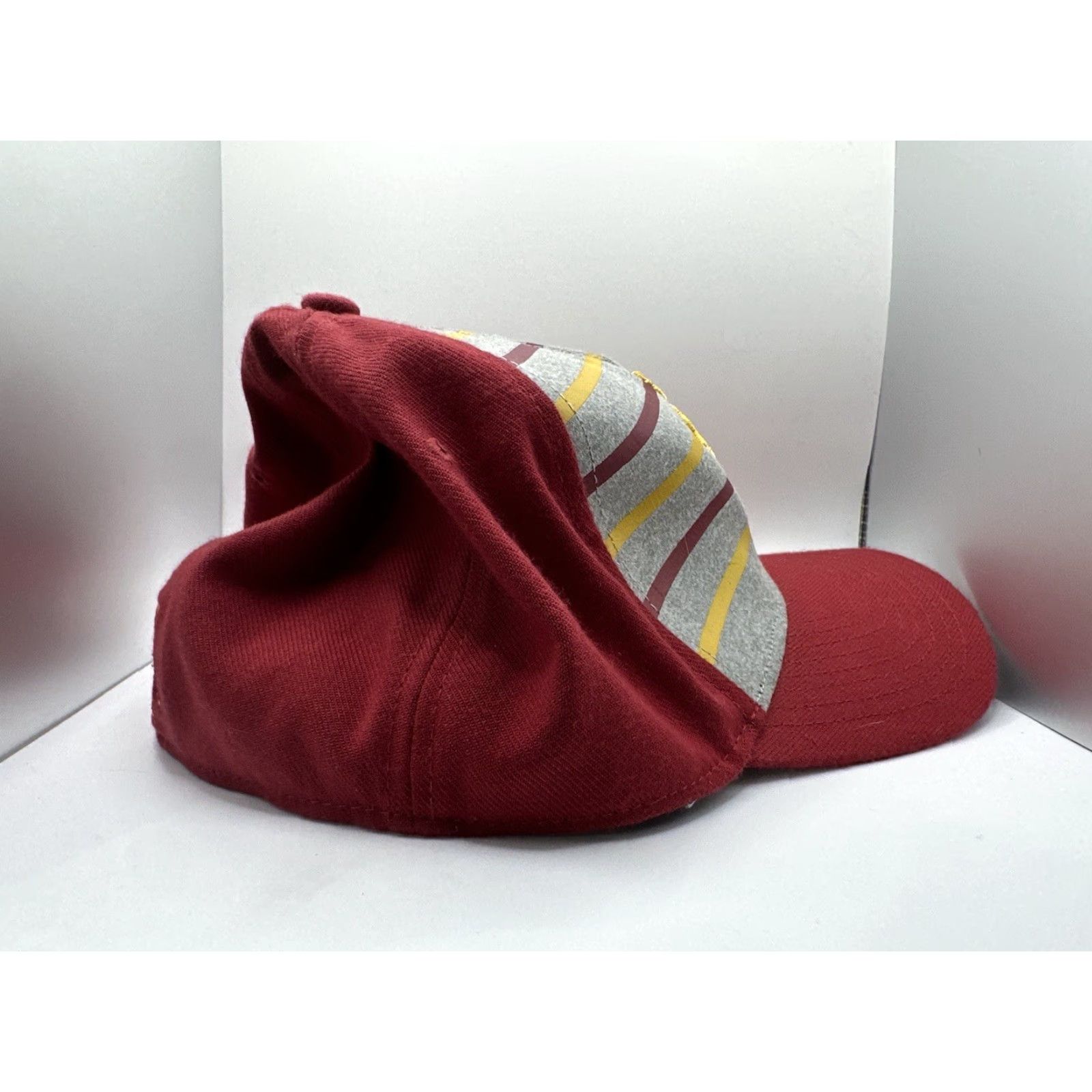 Nike VINTAGE NIKE IOWA STATE CYCLONES MENS CRIMSON RISE STRUCTURED SWOOSH FLEX HAT Size ONE SIZE - 4 Thumbnail