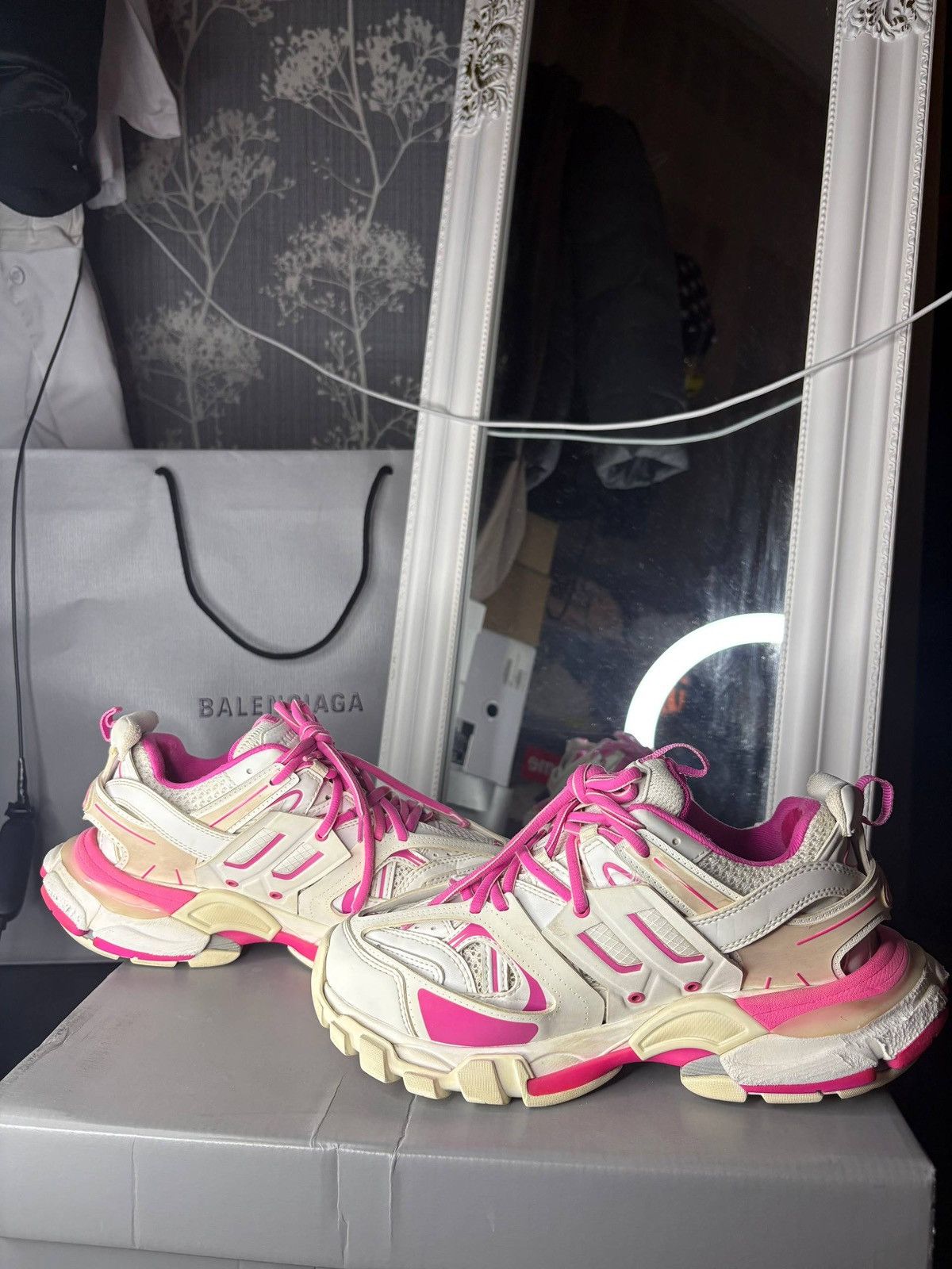 Balenciaga Balenciaga Track Sneakers – White / Fluorescent Pink Size US 7 / IT 37 - 4 Thumbnail