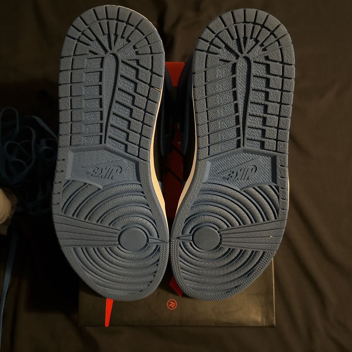 Jordan Brand Jordan 1s Size US 9.5 / EU 42-43 - 3 Thumbnail