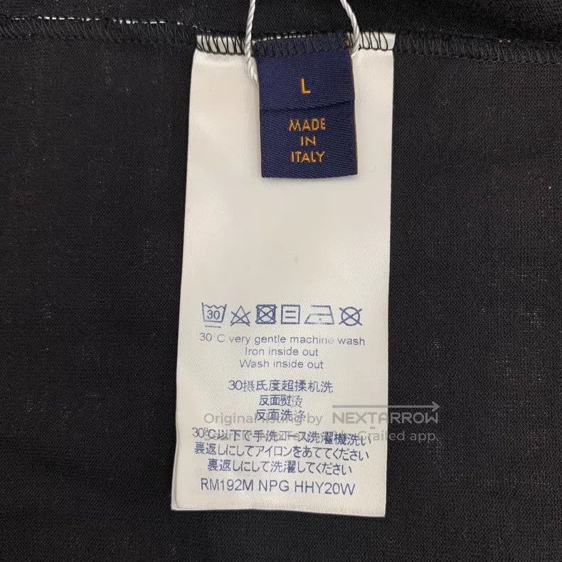 Louis Vuitton Louis Vuitton Black letter logo printed cotton crewneck T- Size US L / EU 52-54 / 3 - 6 Thumbnail
