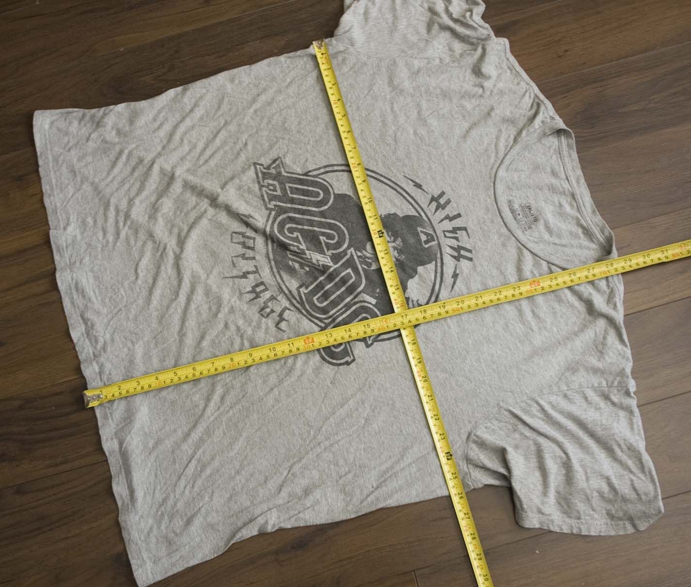 Band Tees AC/DC Angus Young T Shirt Size 2XL Voltage Gray Size US XXL / EU 58 / 5 - 3 Thumbnail