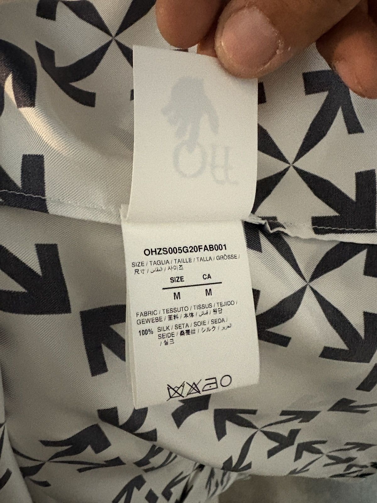 Off-White Off-White Virgil Abloh Arrow Pattern Silk Robe Kaftan M Size US M / EU 48-50 / 2 - 13 Thumbnail