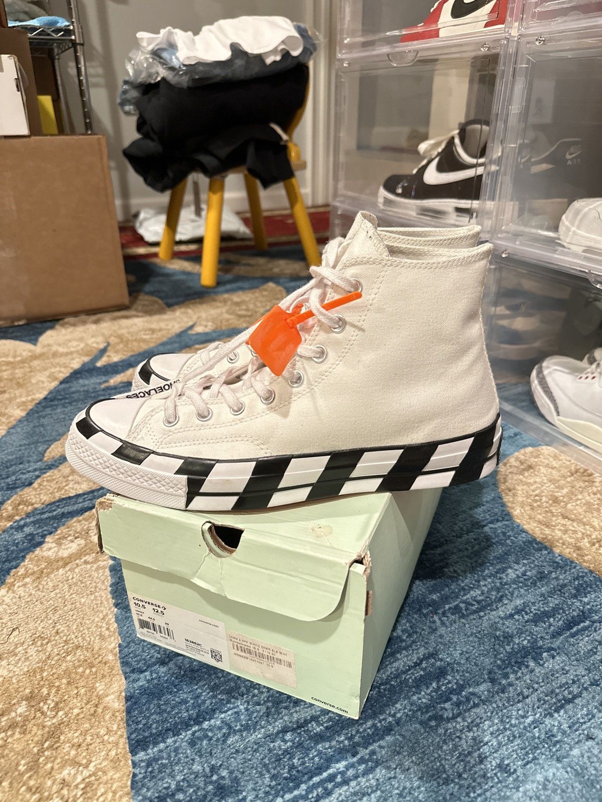 Converse off white on sale box