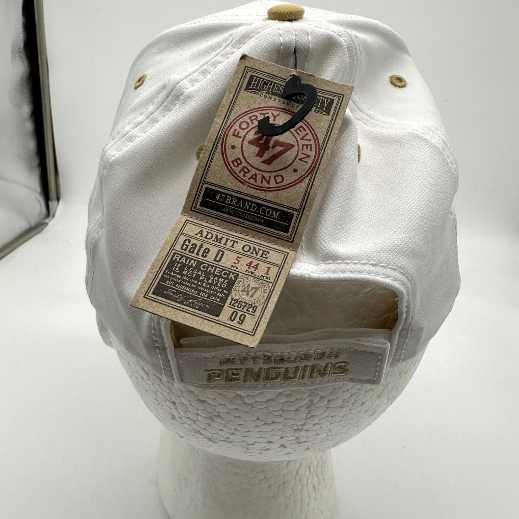 Vintage Pittsburgh Penguins Mens Hat One Size White Embroidered Hockey Cap 47 Brand NEW Size ONE SIZE - 3 Thumbnail