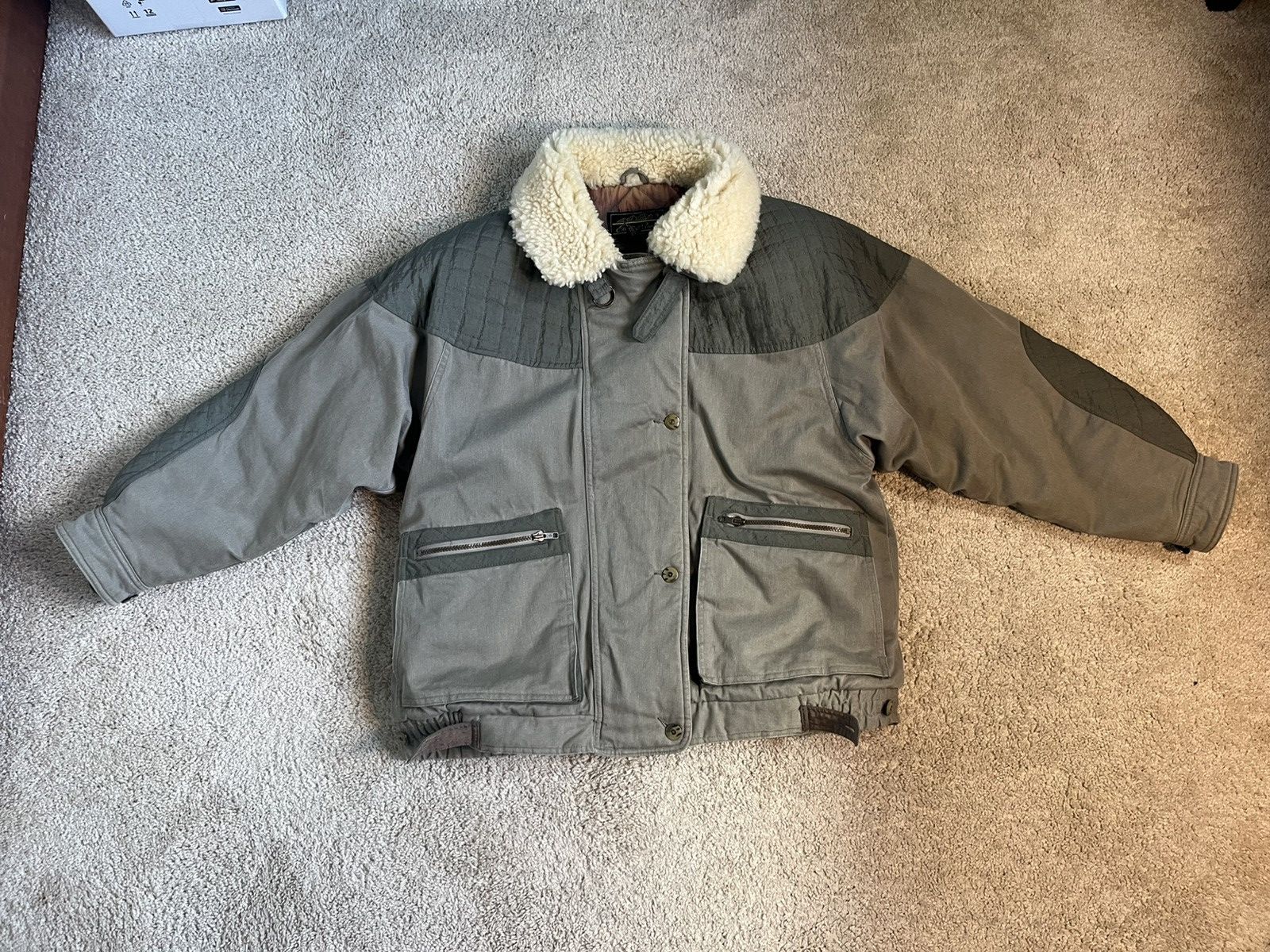 Eddie Bauer Vintage Eddie Bauer Goose Down Jacket With Sherpa Collar Size US L / EU 52-54 / 3 - 4 Thumbnail