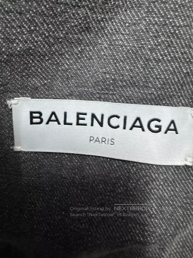 Balenciaga Balenciaga Back Logo Distressed Washed Black Denim Jacket, Size XXS / US 00 / IT 34 - 2 Thumbnail