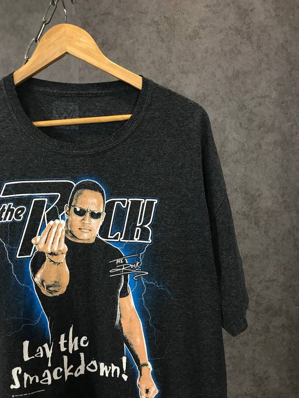 WWE The Rock WWE WWF wrestling tee Size US XL / EU 56 / 4 - 2 Thumbnail