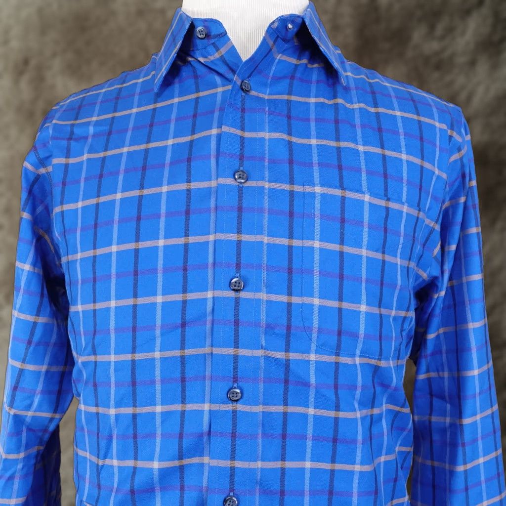 Jos. A. Bank JOS A BANK TRAVELER'S COLLECTION BLUE BUTTON DOWN SHIRT MENS SZ M Size US M / EU 48-50 / 2 - 1 Thumbnail