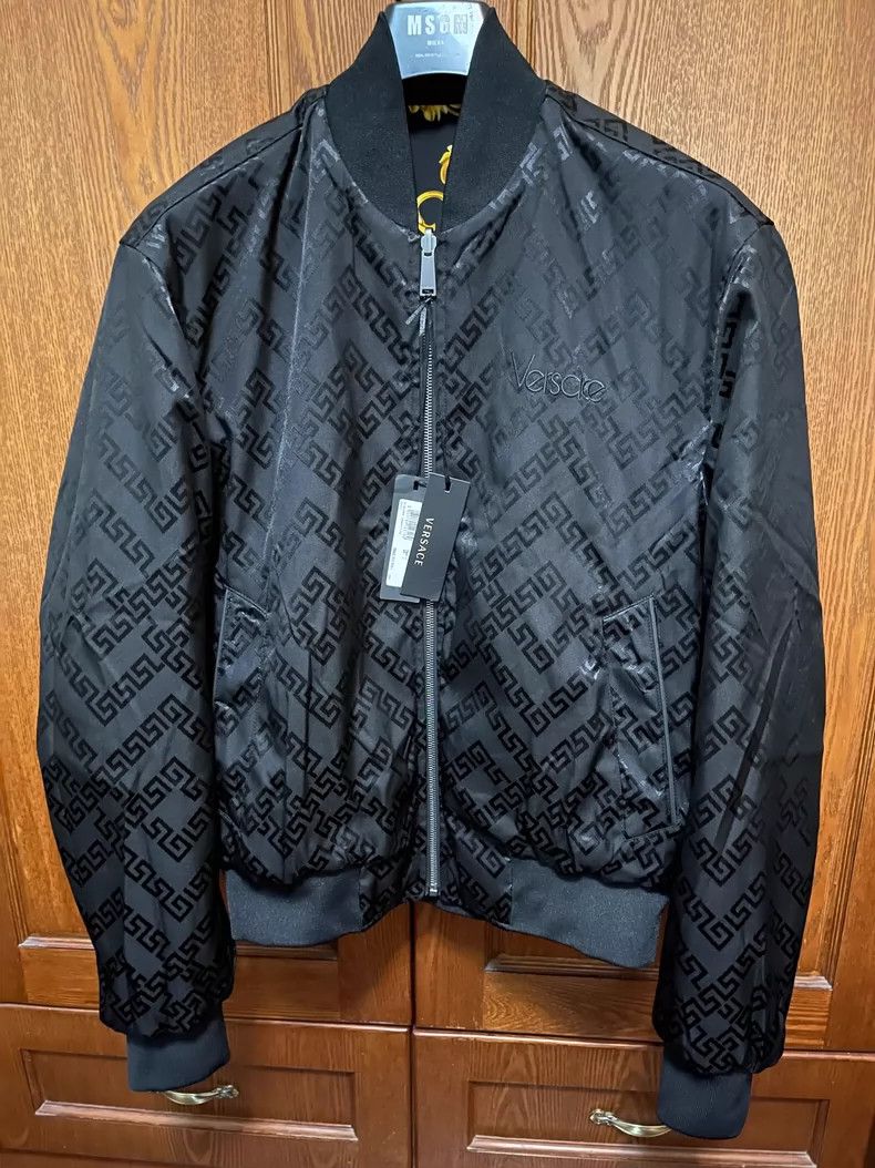 Versace Versace Black gold vine man wears a coat on both sides Size L / US 10 / IT 46 - 2 Thumbnail