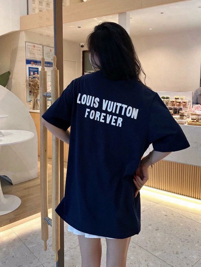 Louis Vuitton Louis Vuitton Pocket upside down logo short sleeve Size US XXL / EU 58 / 5 - 4 Thumbnail