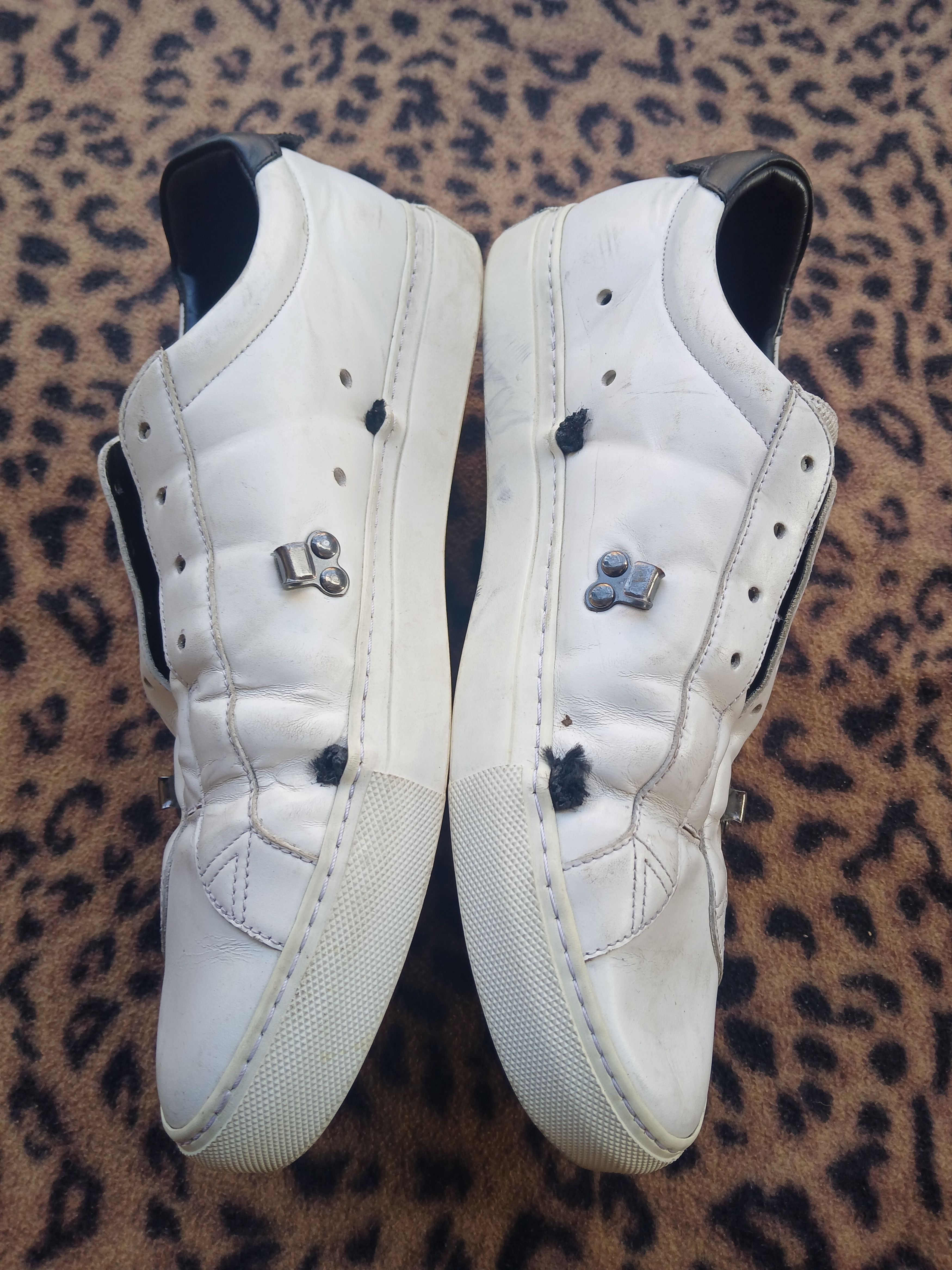 Givenchy Givenchy white urban street hike sneaker Size US 10 / EU 43 - 2 Thumbnail