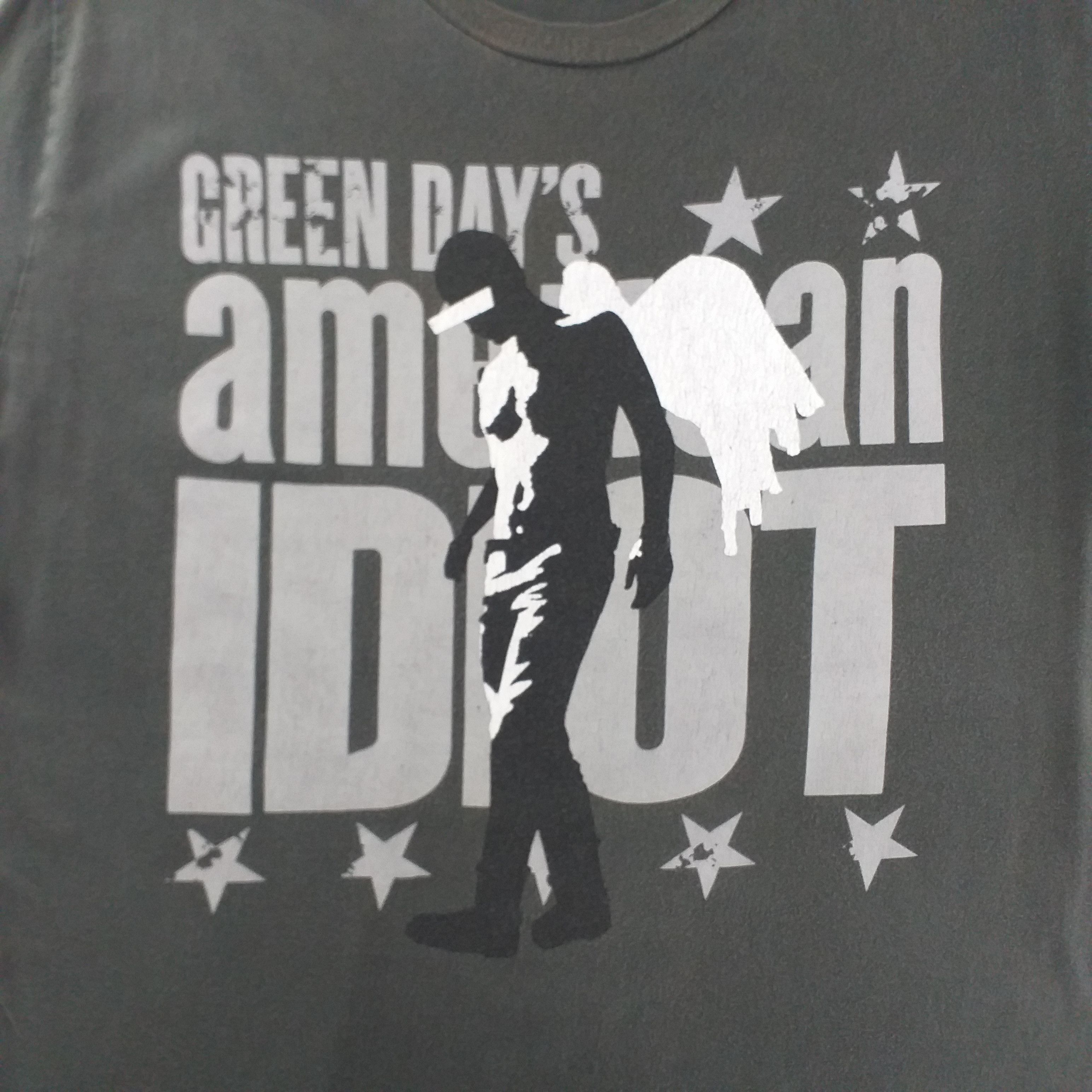 Band Tees Vintage Green Day's American Idiot Band Medium Tee -F075 Size US M / EU 48-50 / 2 - 3 Thumbnail
