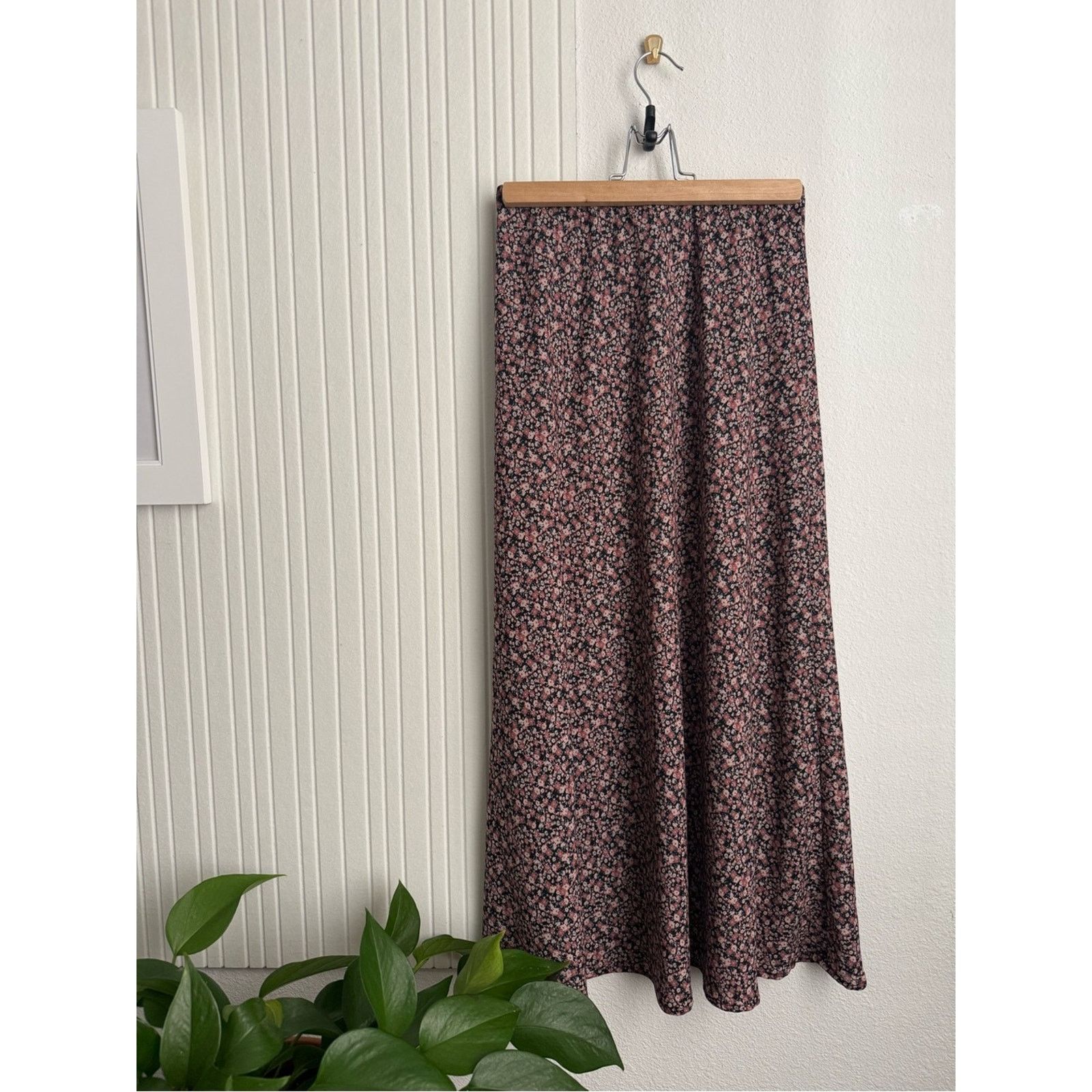 Rsq Femme Grunge Midi Ditsy Floral Skirt Size 28" / US 6 / IT 42 - 3 Thumbnail