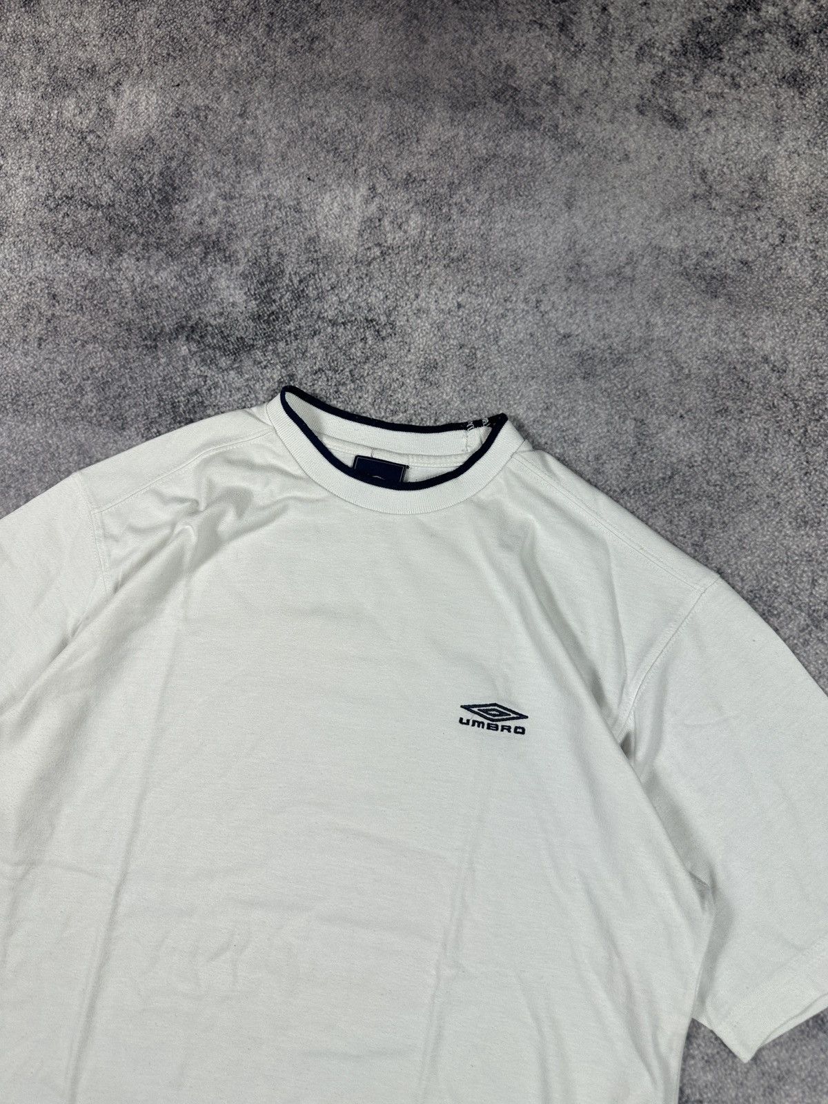 Umbro Vintage Umbro Logo T-shirt Streetwear Style Rare Casual M Size US M / EU 48-50 / 2 - 2 Thumbnail