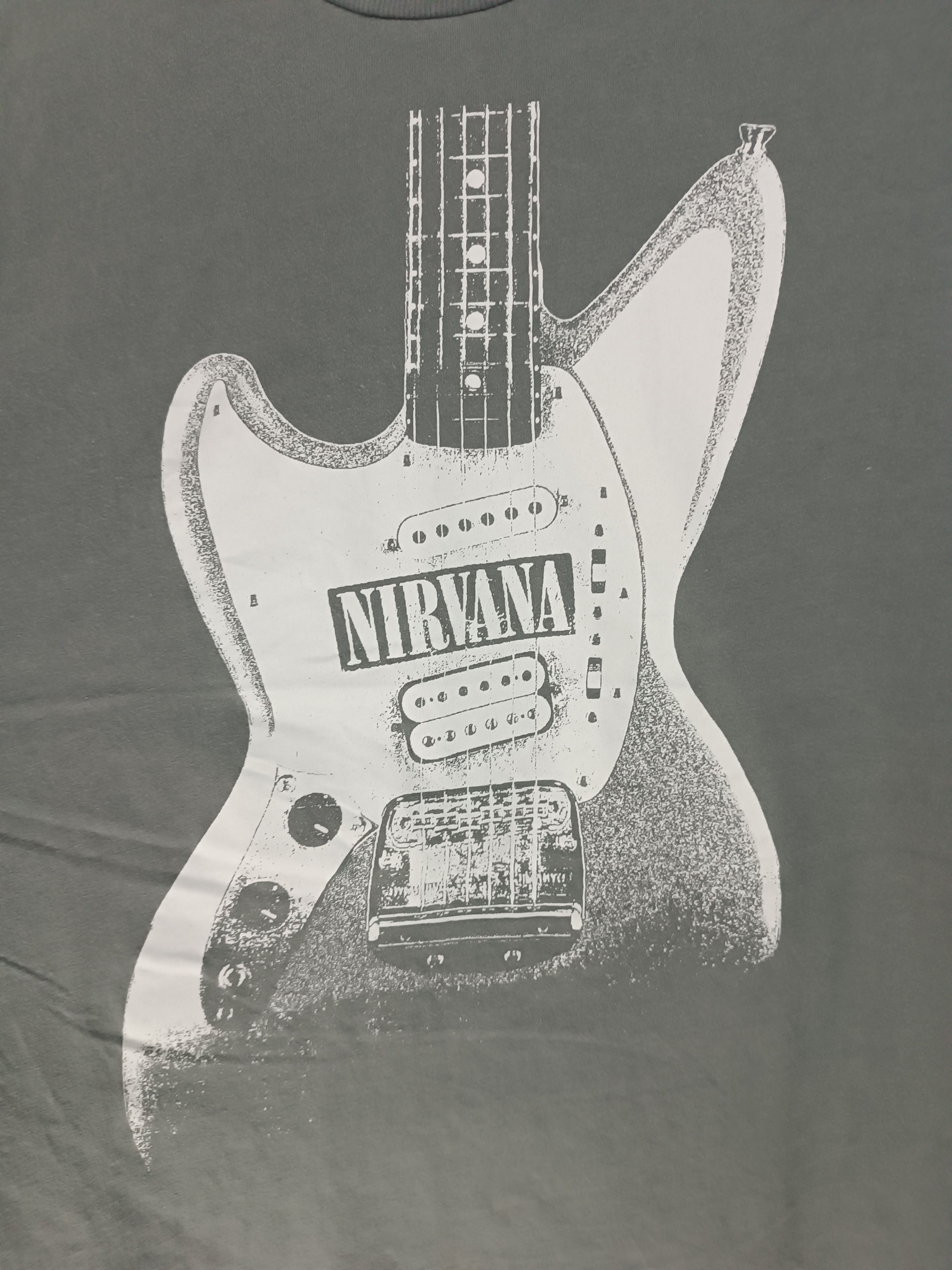 Band Tees VINTAGE NIRVANA H&M GRUNGE KURT COBAIN FOO FIGHTERS TEE Size US M / EU 48-50 / 2 - 9 Thumbnail