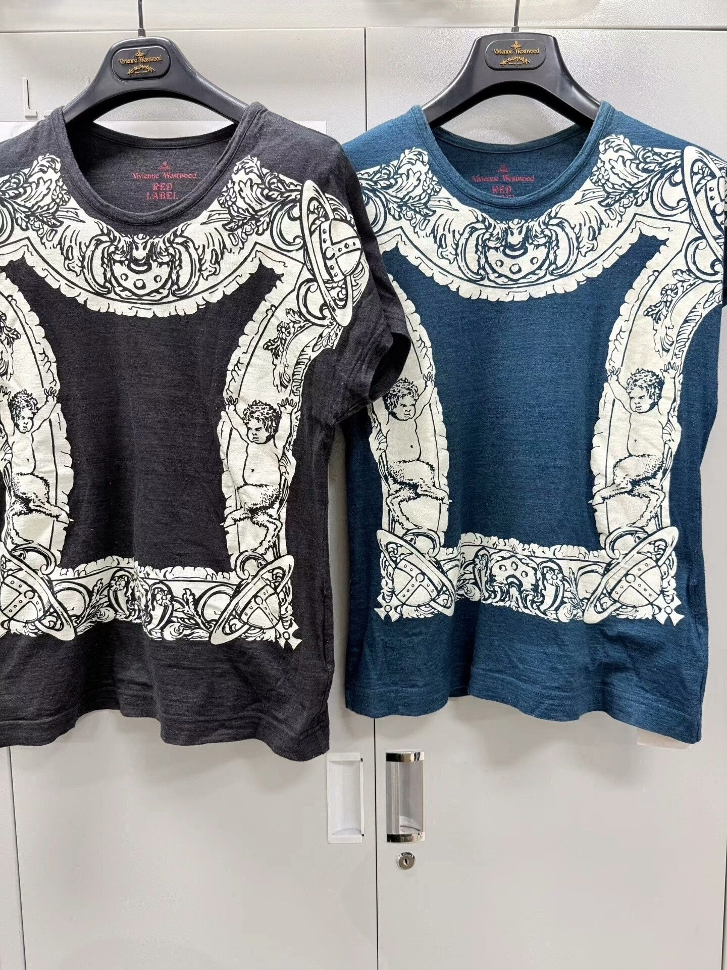 Vivienne Westwood Vivienne Westwood Saturn Tee Shirt Size L / US 10 / IT 46 - 1 Thumbnail