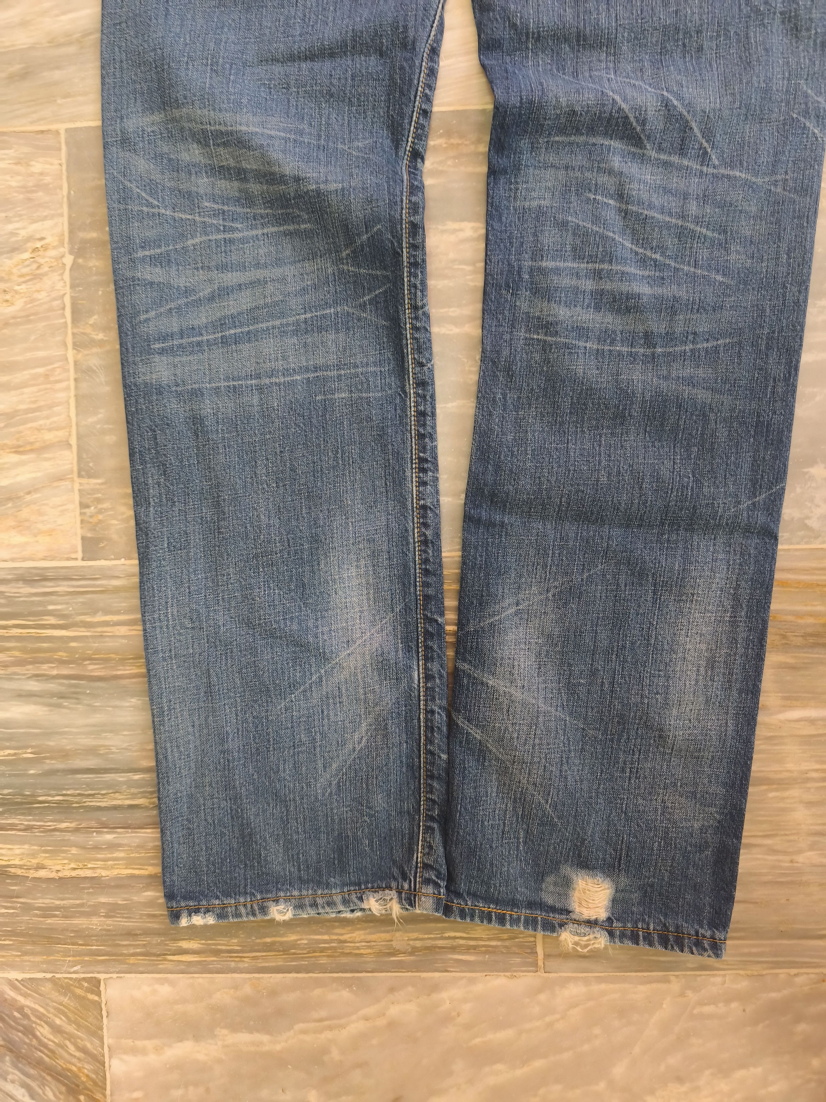 Levi's Vintage Clothing 2005 Limited Edition Levi’s 501 XX Size US 30 / EU 46 - 7 Thumbnail