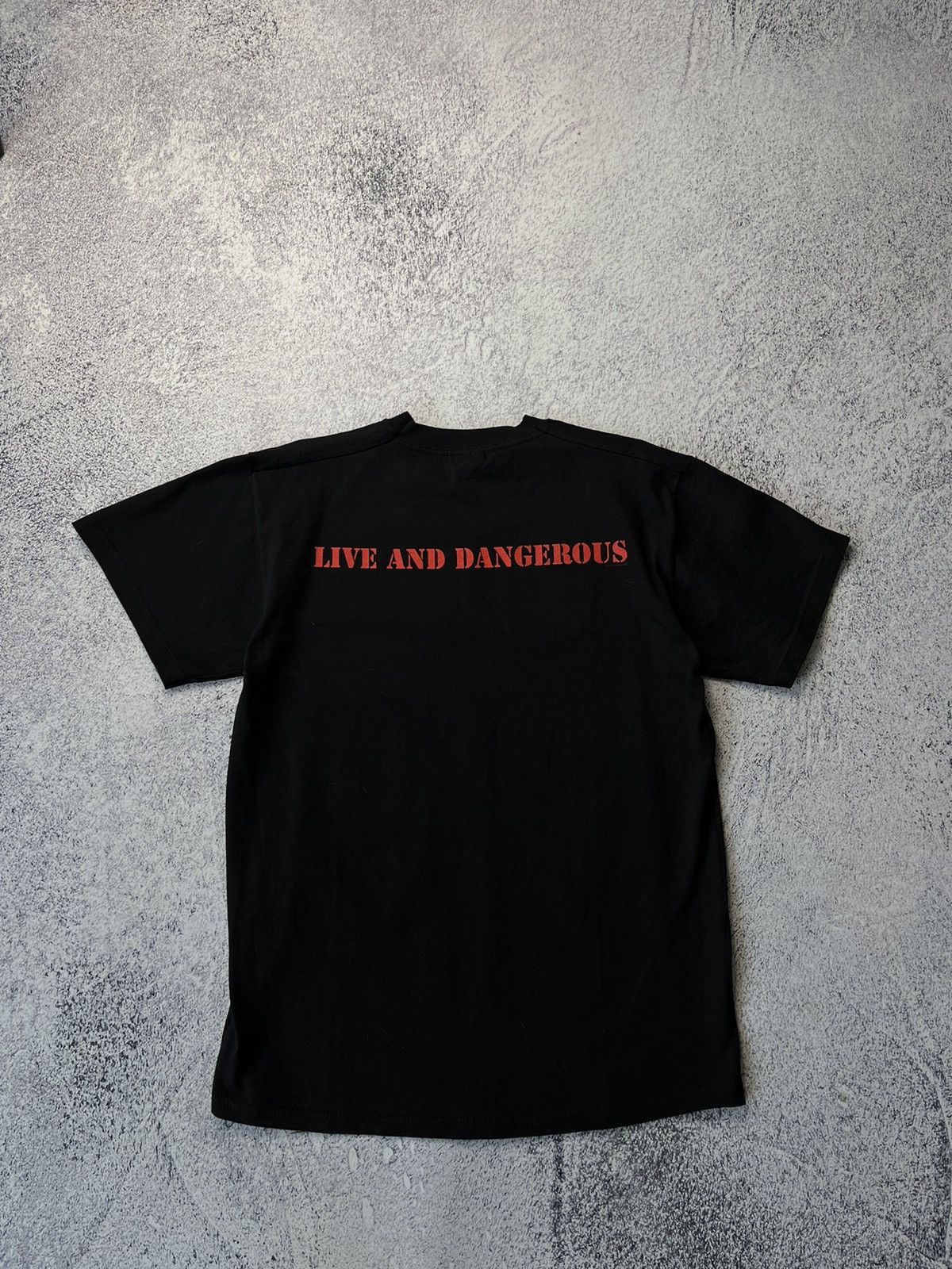 Band Tees Thin Lizzy Live and Dangerous Band Tee 2009 Size US M / EU 48-50 / 2 - 15 Thumbnail