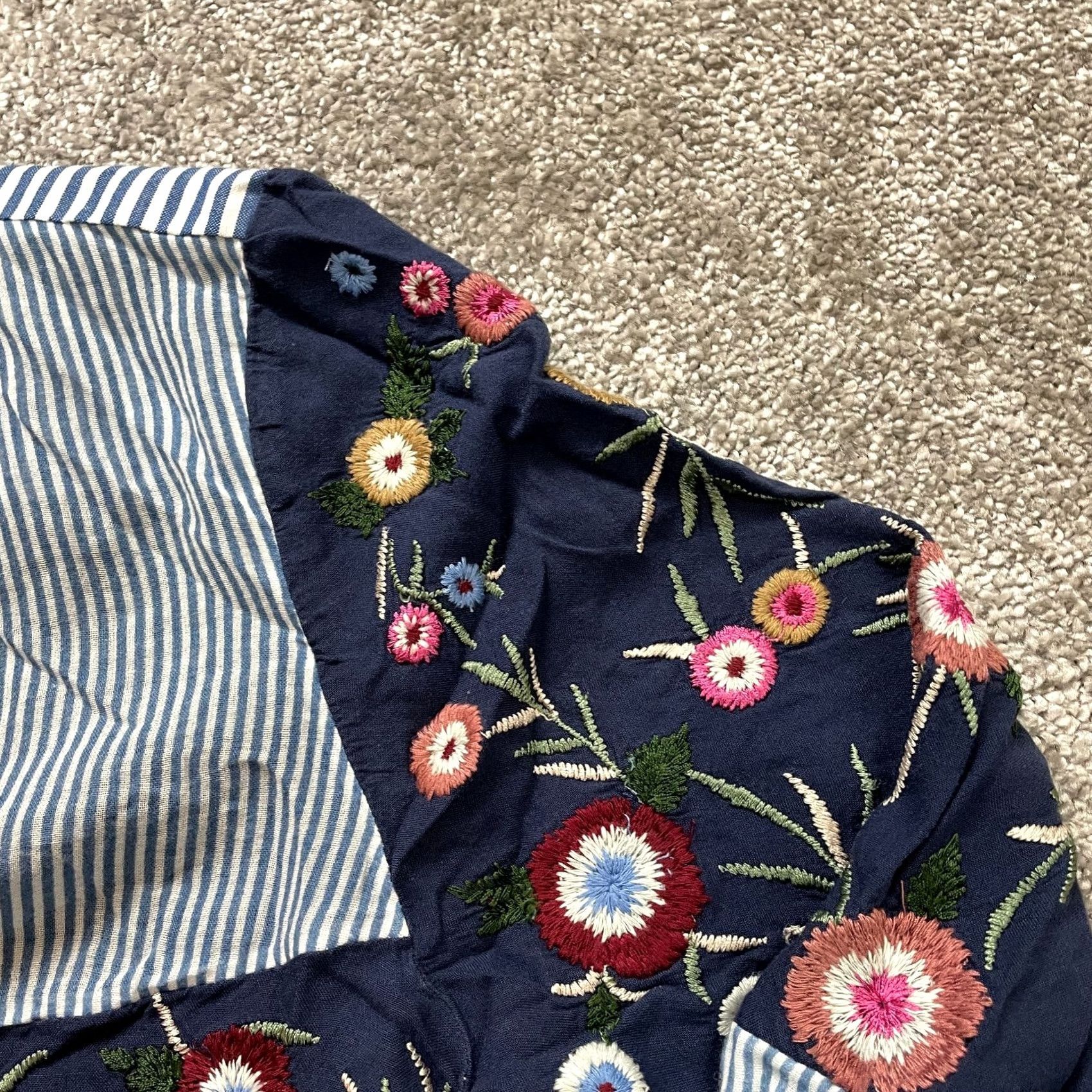 Vintage Chico's Womens V-Neck Blouse Blue Striped Floral Embroidered Long Sleeve XL Size XL / US 12-14 / IT 48-50 - 5 Thumbnail