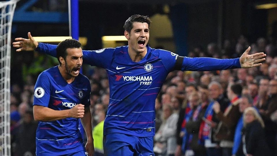 Chelsea Soccer × Nike CHELSEA 2018 2019 HOME MORATA FOOTBALL SHIRT SOCCER JERSEY Size US M / EU 48-50 / 2 - 11 Thumbnail
