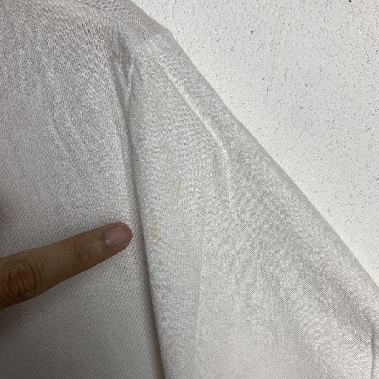 Designer × Kenneth Cole Kenneth Cole T-Shirt White V-Neck Size US L / EU 52-54 / 3 - 7 Thumbnail