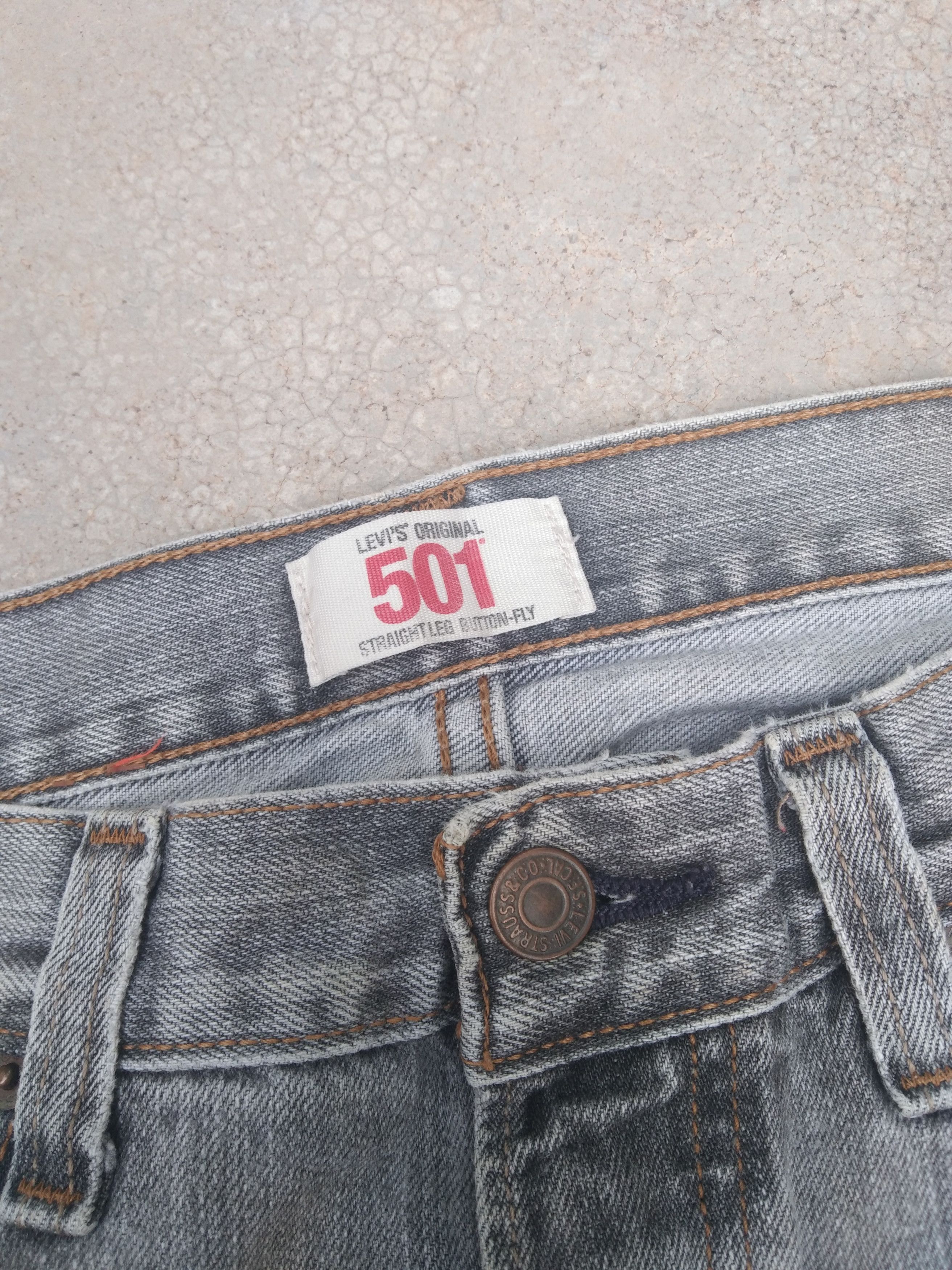 Levi's Vintage Levi's 501 Grey Straight Leg Jeans 32x32 Size US 32 / EU 48 - 7 Thumbnail