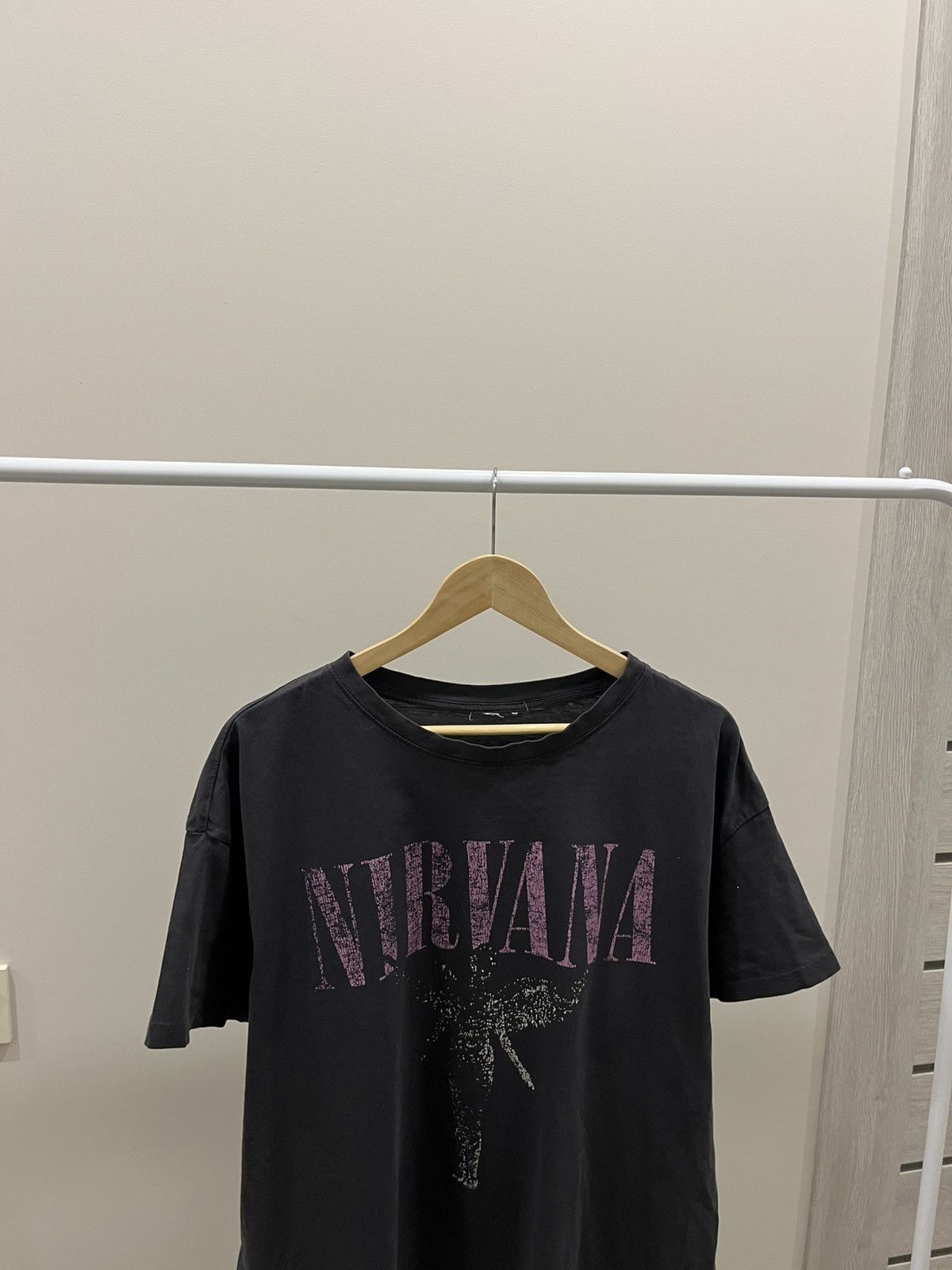 Band Tees Vintage Nirvana Y2K Tshirt Fairy tour tee graphite size L Size US L / EU 52-54 / 3 - 2 Thumbnail