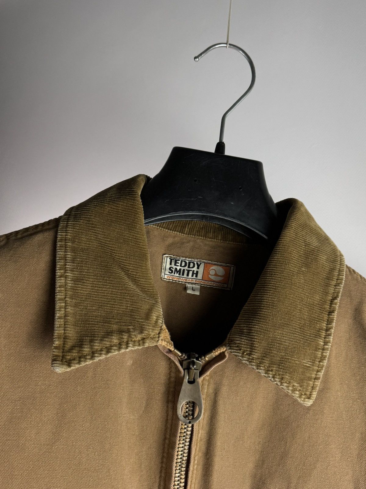 Vintage Vintage 90s Teddy Smith Work Canvas Boxy Jacket (Carhartt) Size US L / EU 52-54 / 3 - 5 Thumbnail