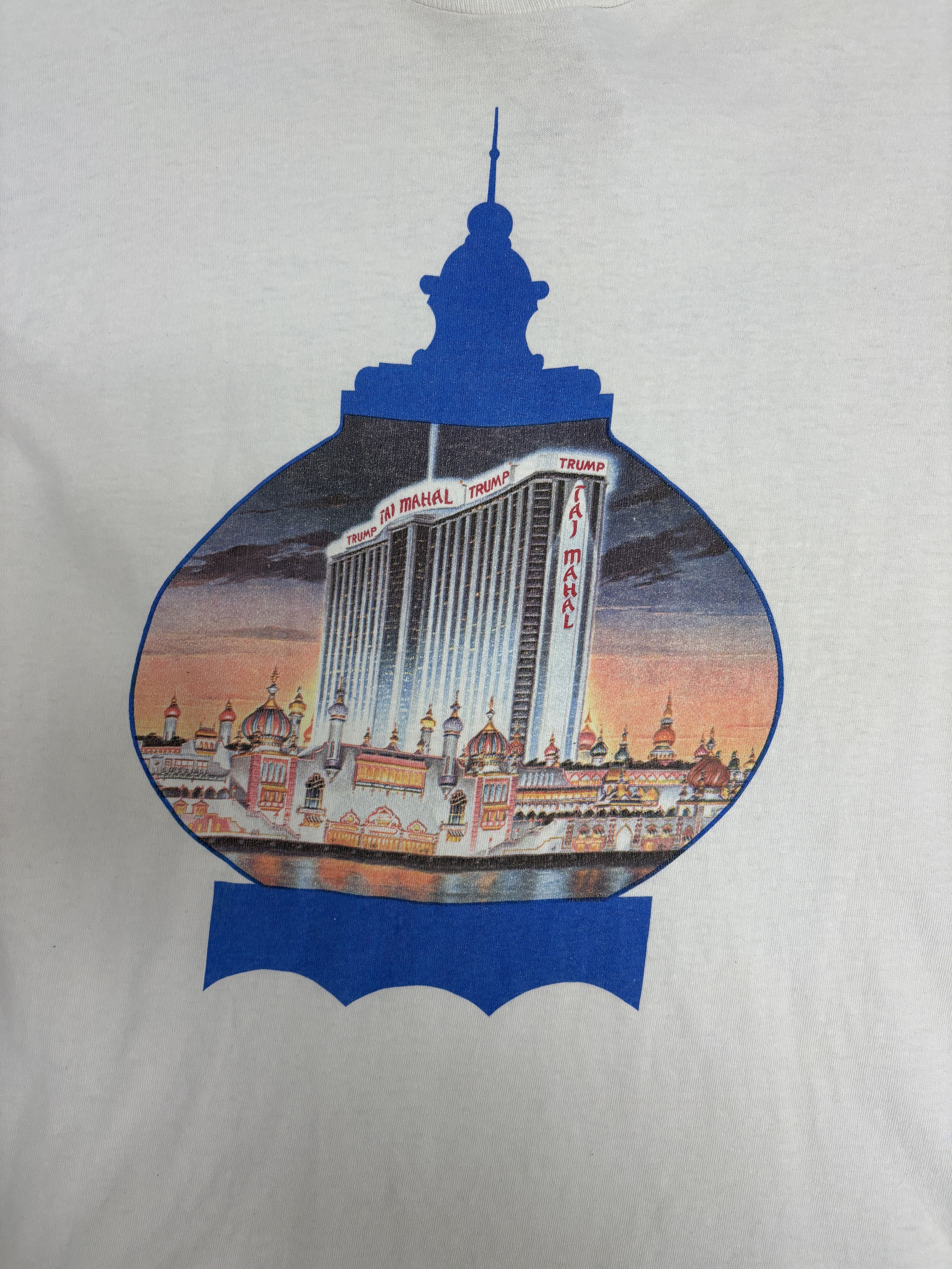 Vintage Trump Taj Mahal Casino & Resort Vintage White Tee Size US L / EU 52-54 / 3 - 2 Thumbnail