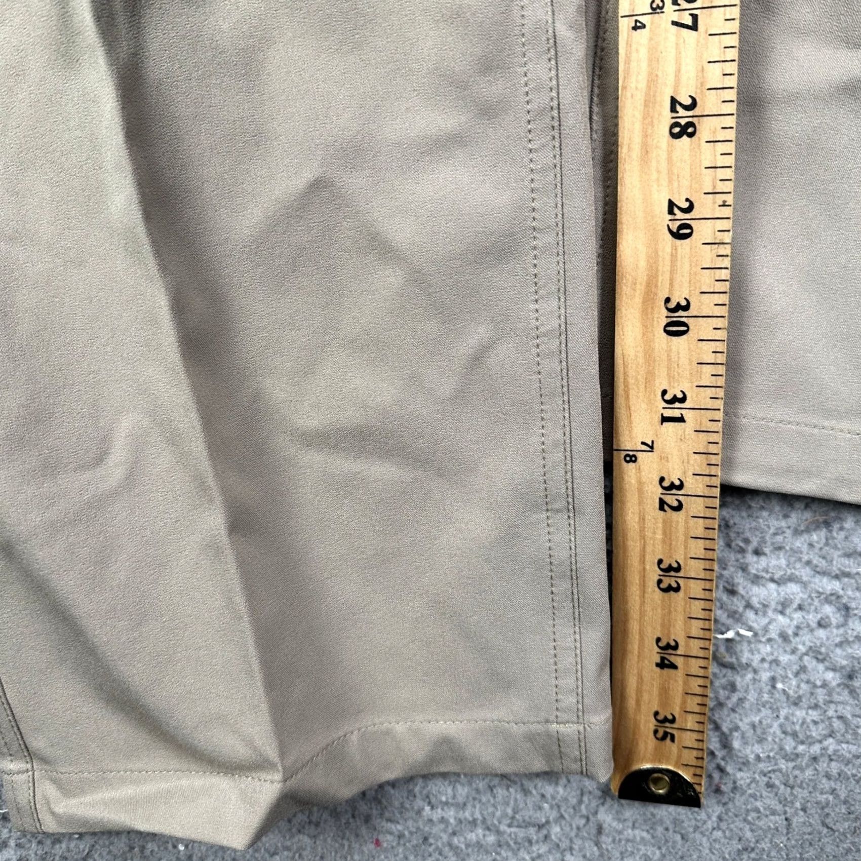 Vintage 32 Degrees Cool Heat Jeans Straight Men 42 Dusty Khaki 5 Pockets Button Closure Regular Inseam 36 Denim Stretch NEW Size US 42 / EU 58 - 7 Thumbnail
