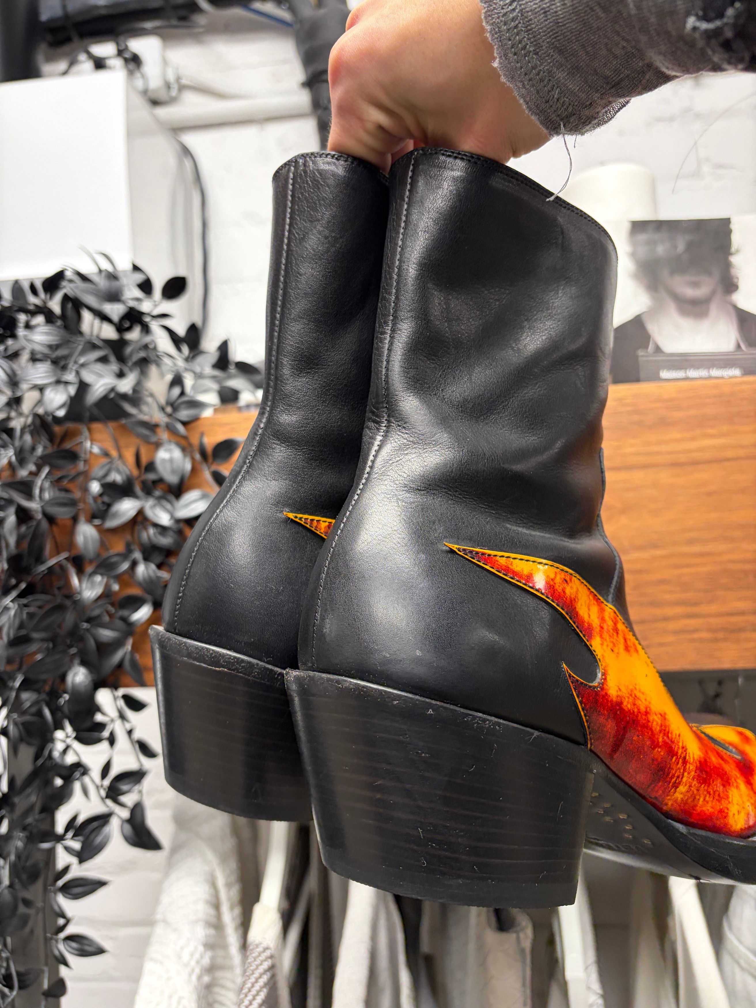Vetements Vetements Flame Appliqué Black Leather Cuban Heel Boots Size US 8 / EU 41 - 4 Thumbnail