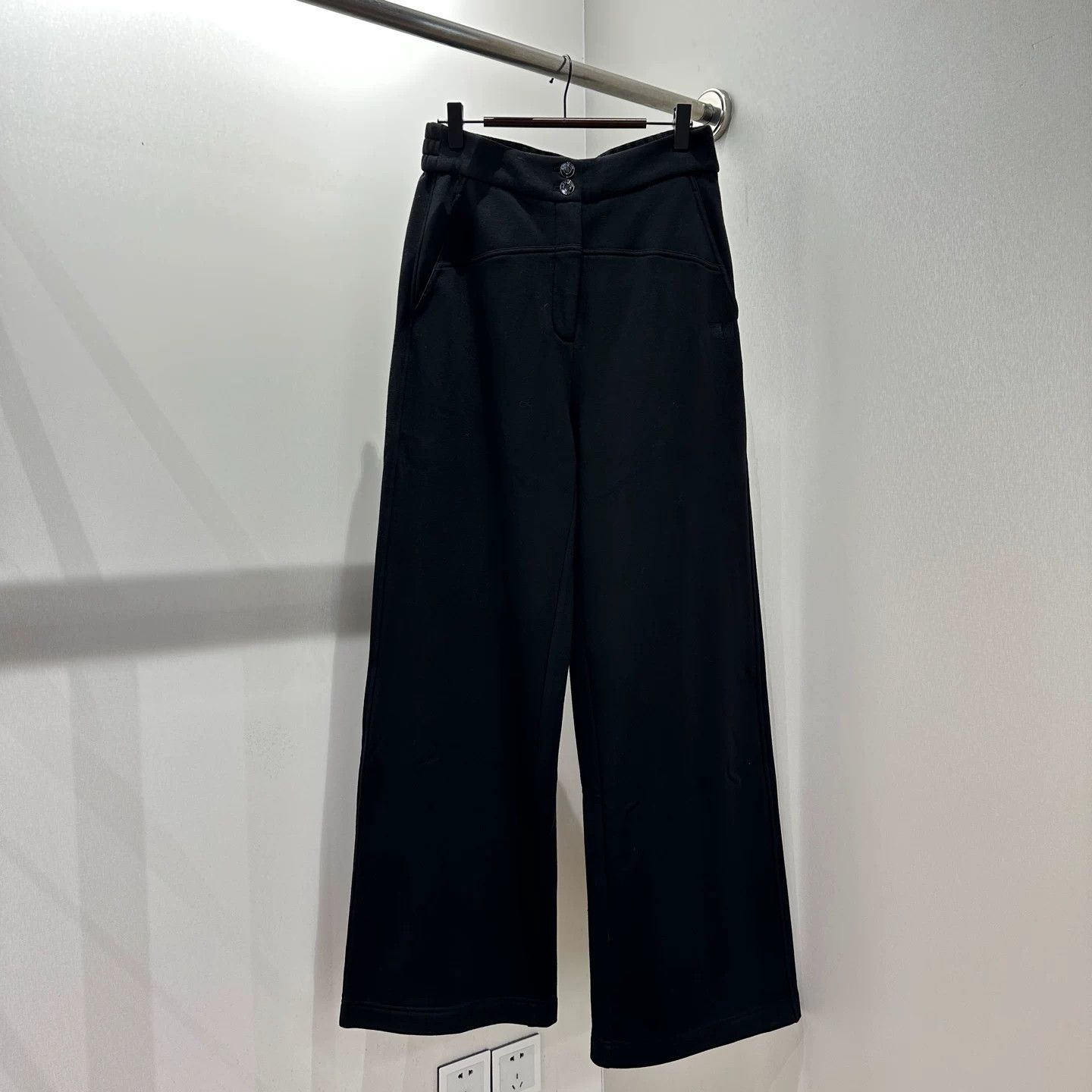 Miu Miu Miu Miu Retro Embroidered Denim Jeans 36 Men Size US 36 / EU 52 - 1 Thumbnail