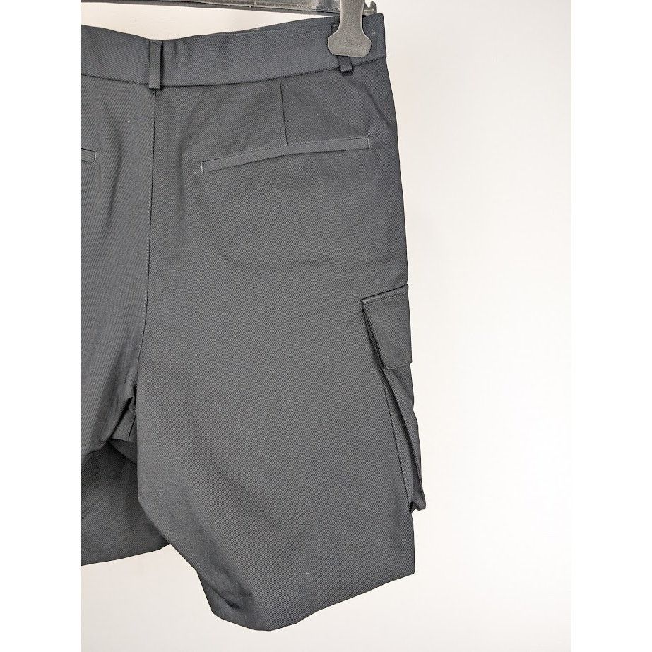 Off-White o1rshd1 Cargo Short In Black Size US 34 / EU 50 - 14 Thumbnail