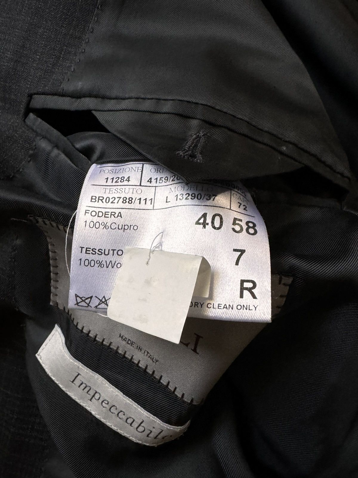 Canali Canali Made in Italy Subtle Prince of Wales Wool Suit $1995 Size 48R - 8 Thumbnail