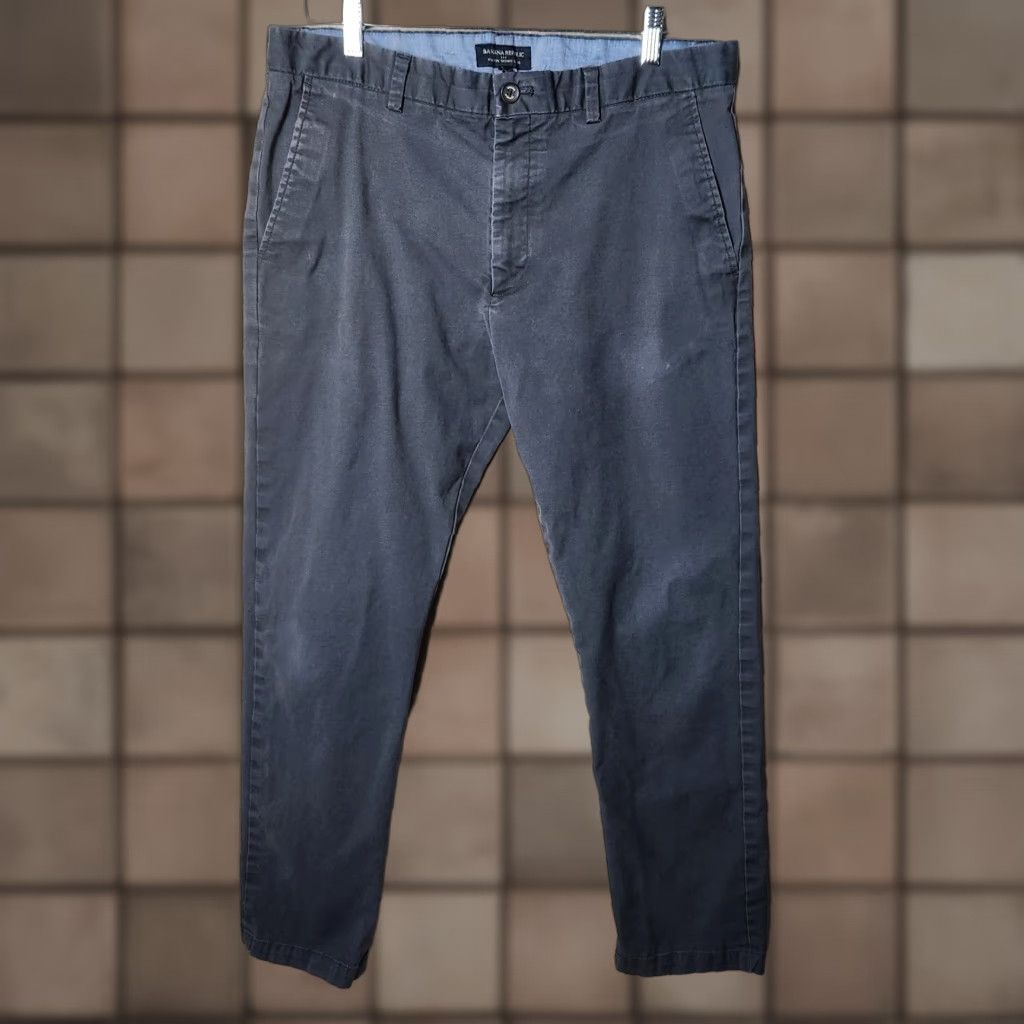 Banana Republic Banana Republic Mens Fulton Skinny Straight Chino Flint Gray Pants 36x32 Sz 36 Regular Slim Straight Mens Pants Gray Chino Banana Republic Pants Size US 36 / EU 52 - 1 Thumbnail
