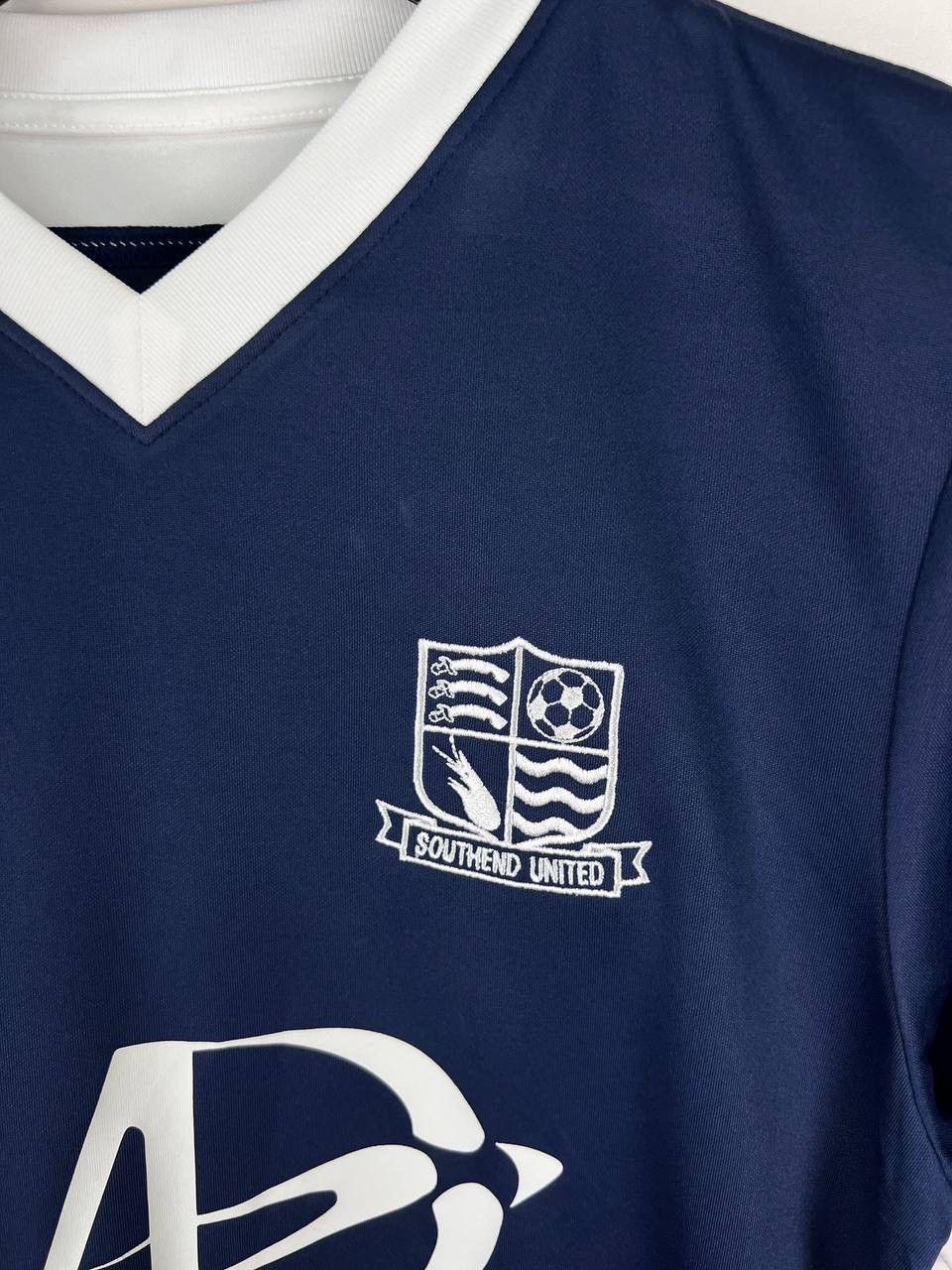 Other Southend United Nike 2015/16 Tyrone Barnett jersey size S Size US S / EU 44-46 / 1 - 4 Thumbnail