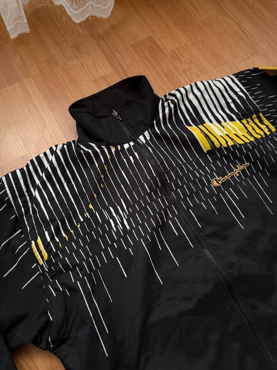 Champion Vintage Jacket is made into a Vest Size US S / EU 44-46 / 1 - 5 Thumbnail