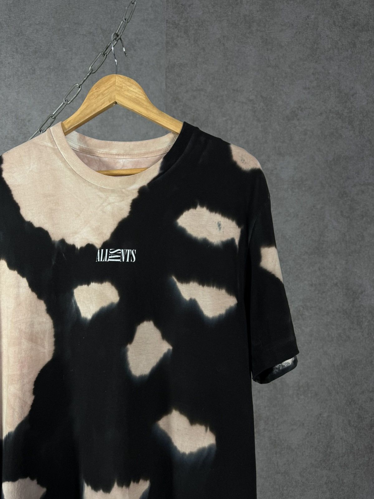 Allsaints Allsaints designer center logo tee Size US S / EU 44-46 / 1 - 2 Thumbnail