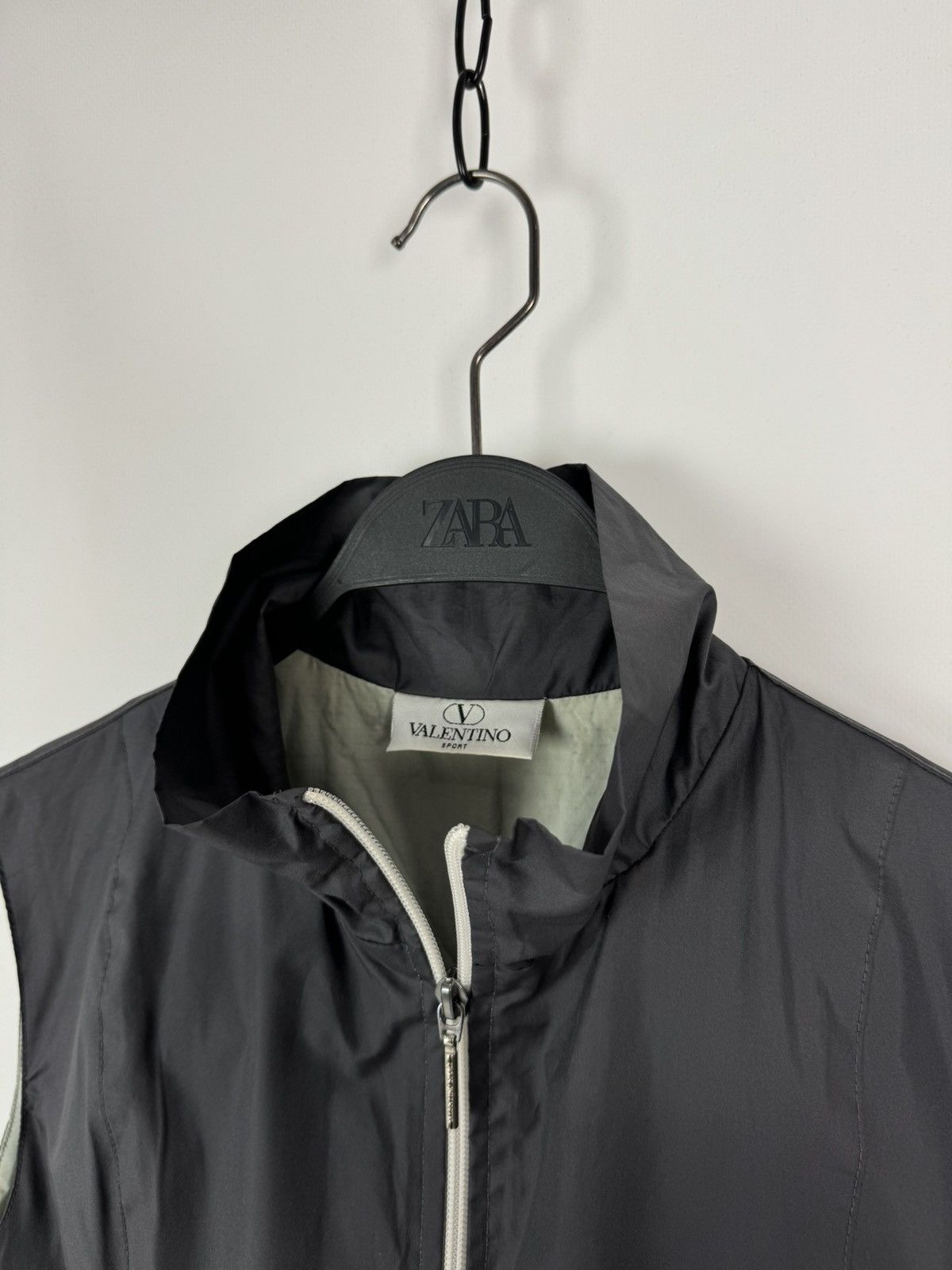 Valentino 1990’s Vintage Valentino Sport Vest Size M / US 6-8 / IT 42-44 - 5 Thumbnail