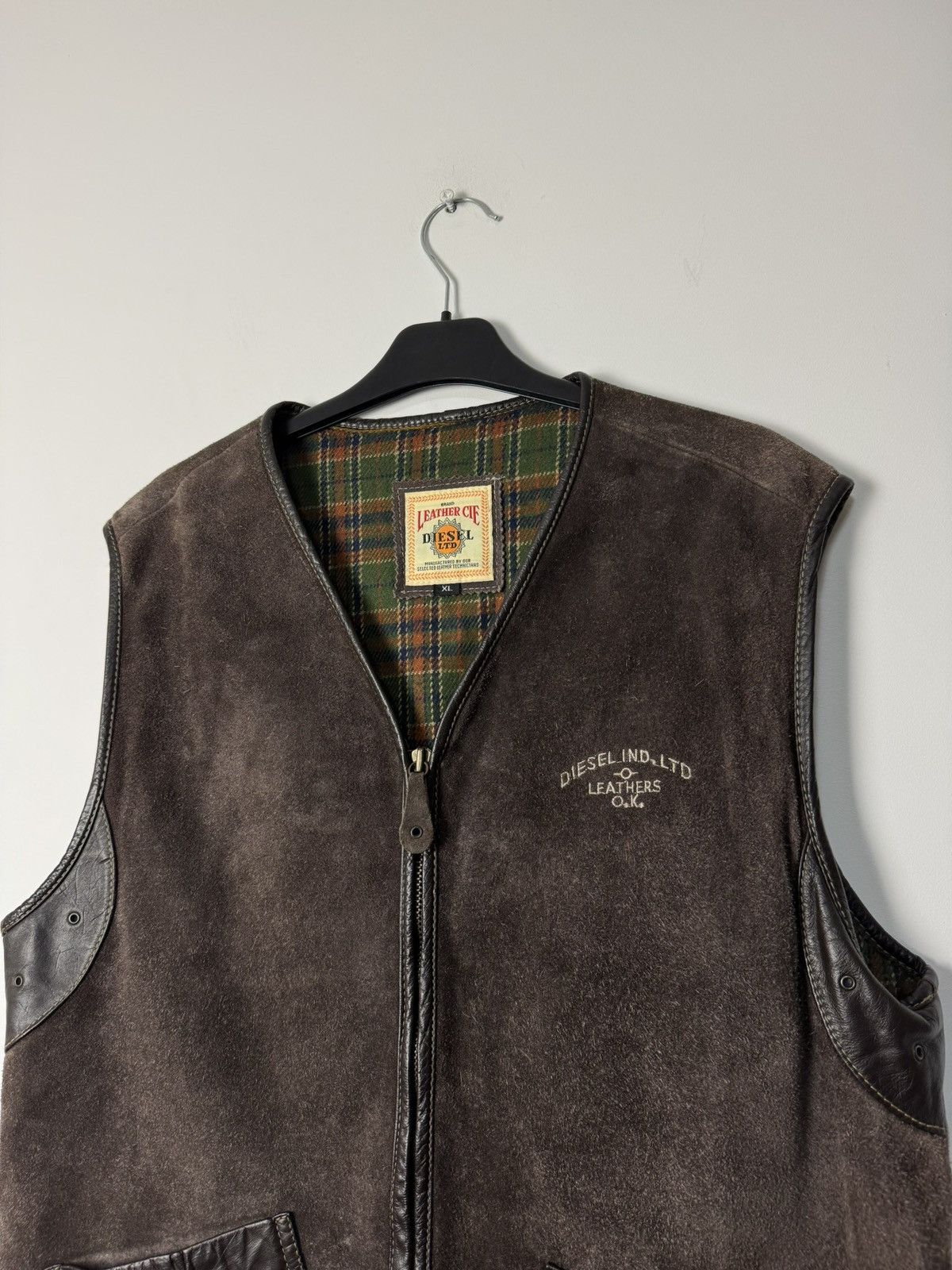 Diesel Vintage Diesel Leather Suede VestPlaid Lined Archive 90s Size US XL / EU 56 / 4 - 2 Thumbnail