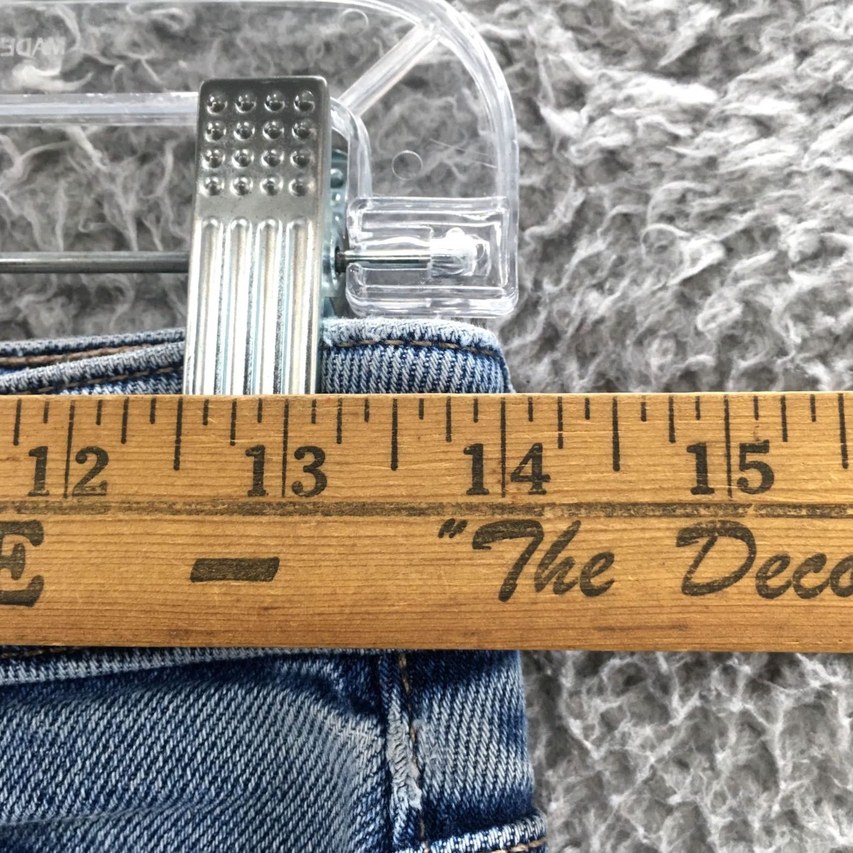 American Eagle Outfitters American Eagle Outfitters Jeans Capri Womens 4 Short 28x25 Blue Denim Zip Stretch Capri Jeans Womens 4 Short Blue Denim Zip Size 27" / US 4 / IT 40 - 6 Thumbnail