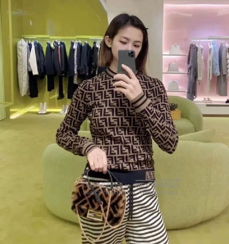 Fendi Fendi Brown Logo All. Size US M / EU 48-50 / 2 - 8 Thumbnail