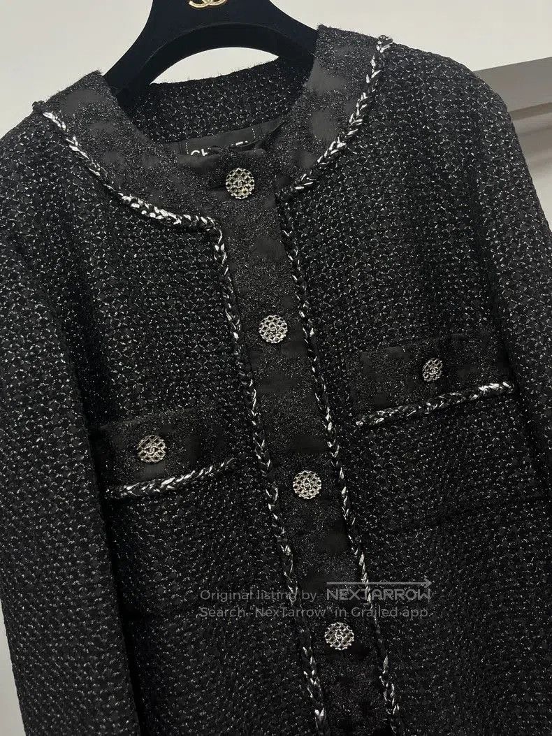 Chanel Chanel 22A Black Tweed Long Coat. Size US M / EU 48-50 / 2 - 2 Thumbnail