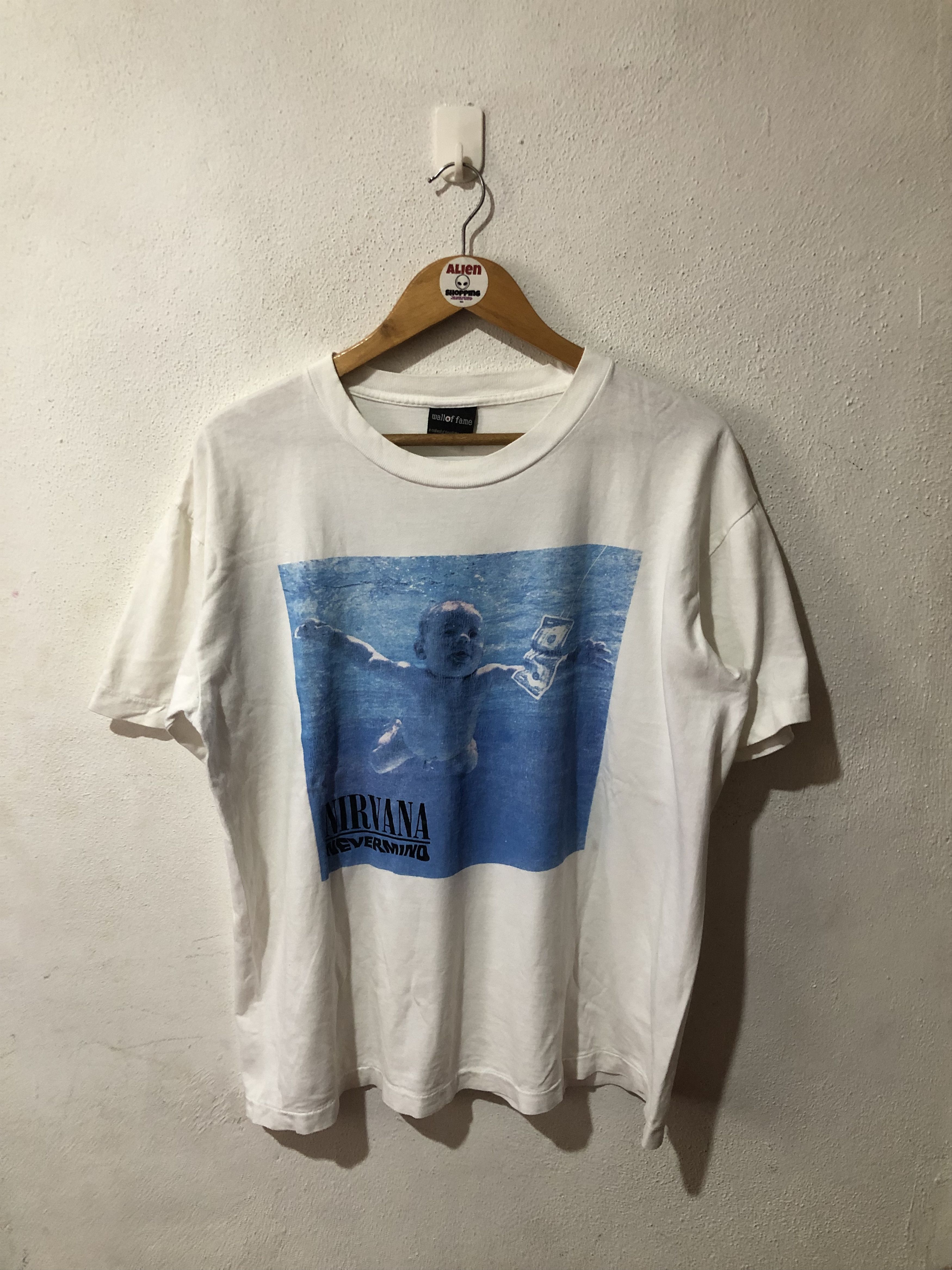 Band Tees Vintage Nirvana Album Nevermind Size US L / EU 52-54 / 3 - 1 Thumbnail